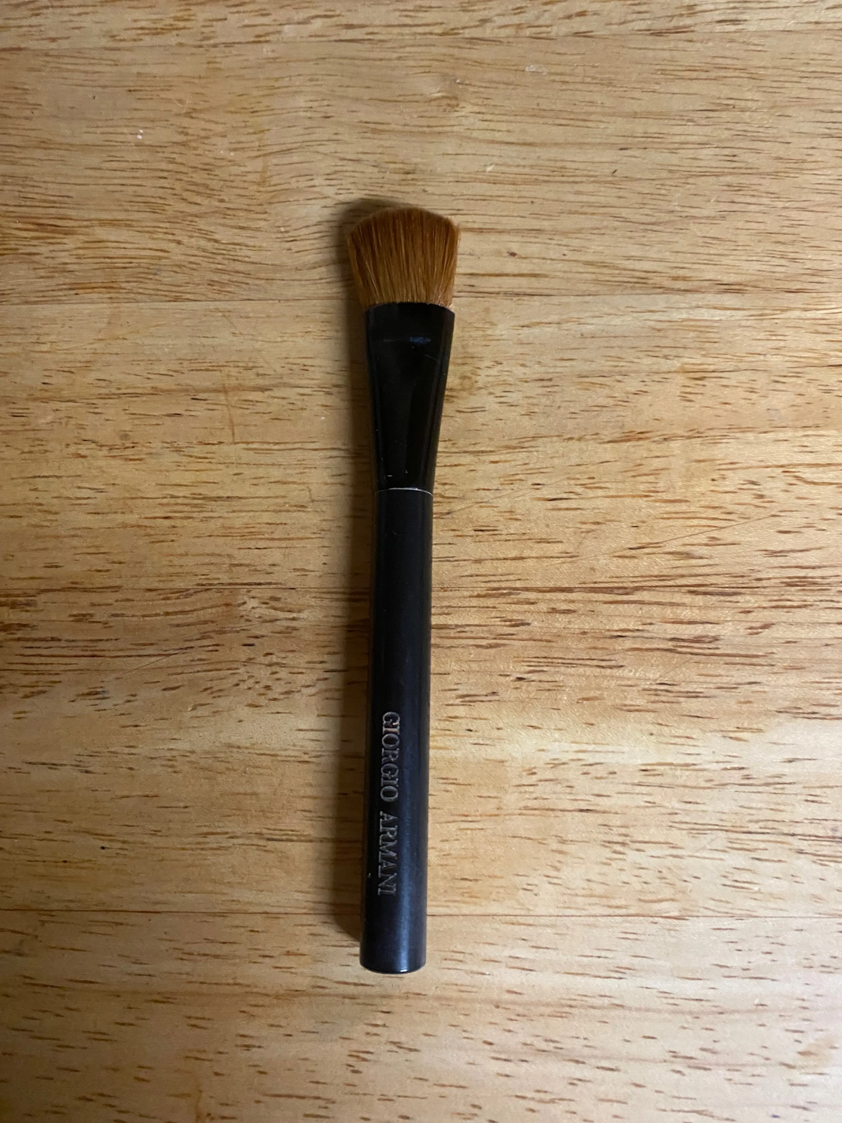 GIORGIO ARMANI BEAUTY FOUNDATION BRUSH image indicator(4)