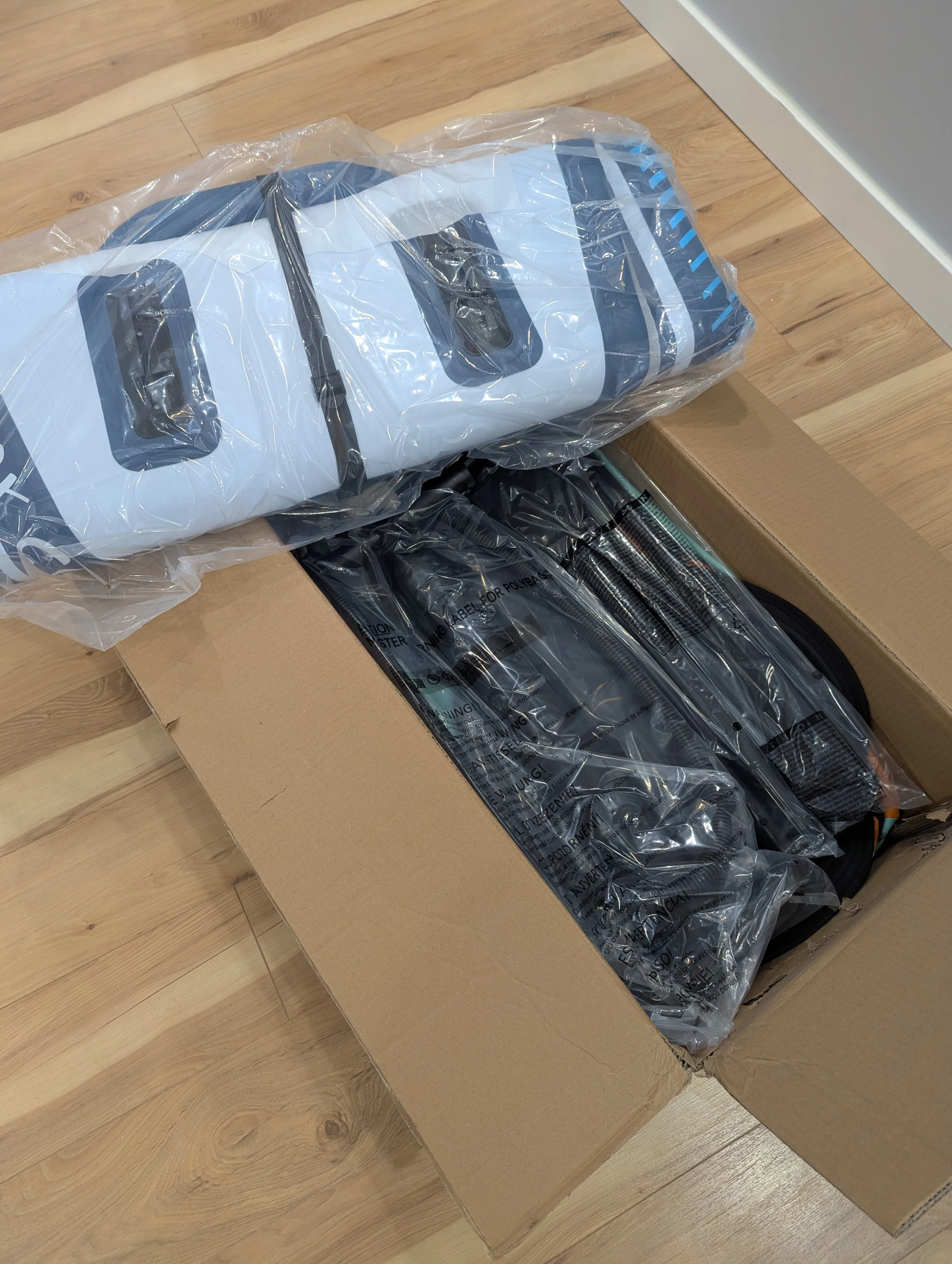 InnoExpo Inflatable Stand Up Paddle Board SUP/Kayak image indicator(6)