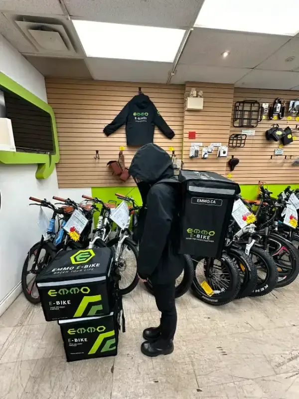 EMMO Delivery Bags 44L / 66L / 90L HeavyDuty, Insulated, Branded image indicator(5)