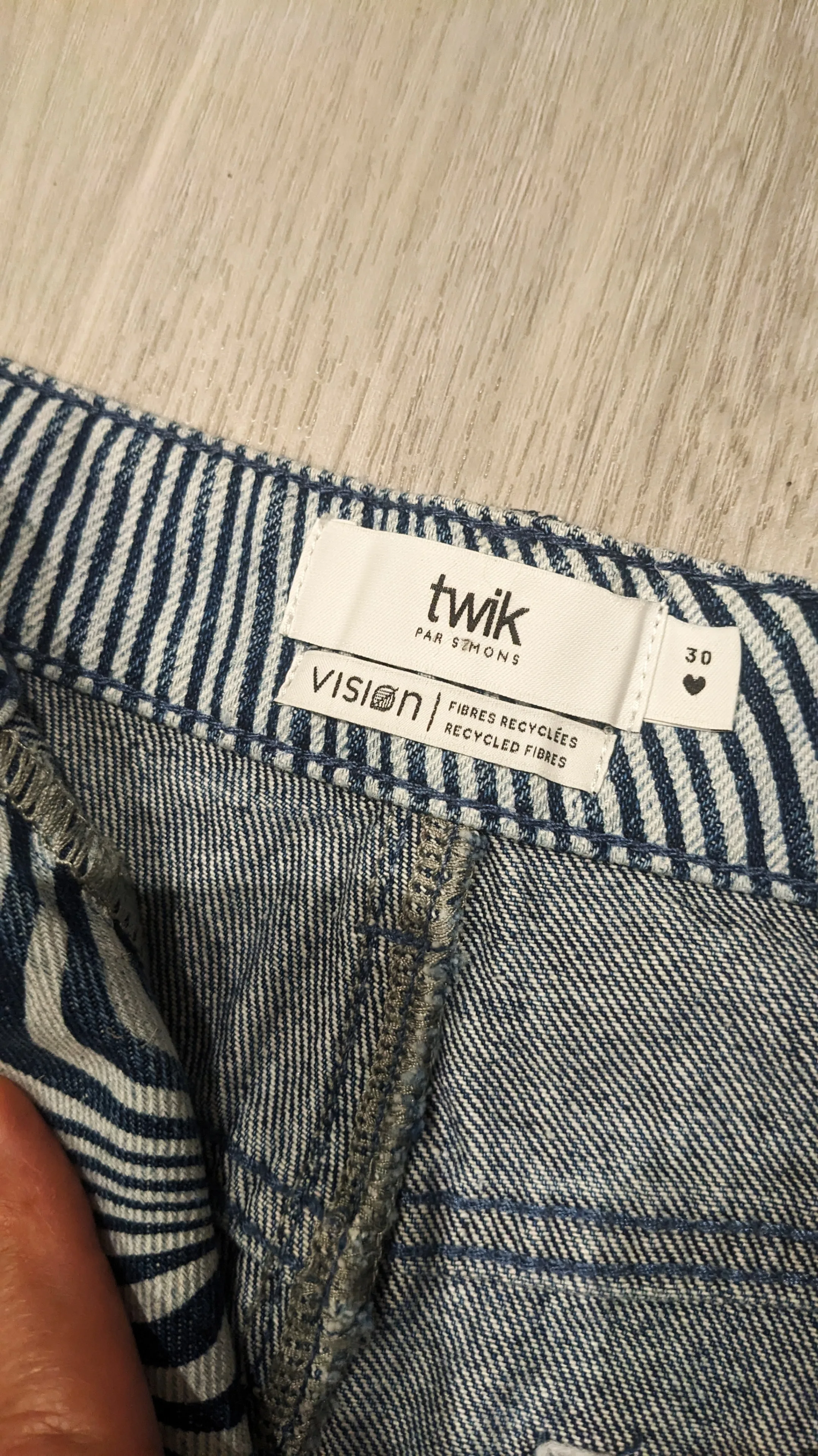 New Women Jeans SIMONS size 8-10 image indicator(5)