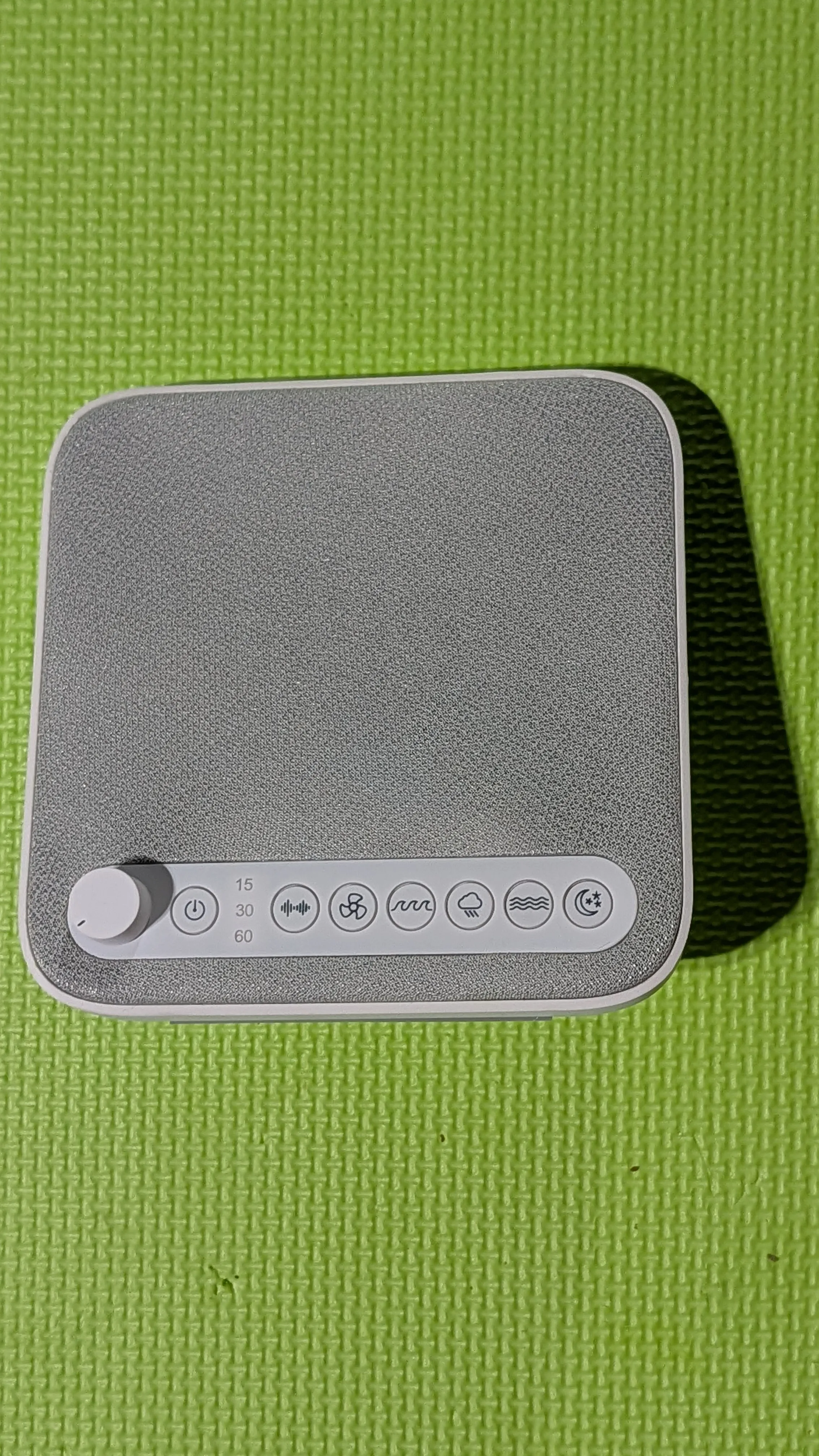 Pure Enrichment Wave Premium Sleep Sound Machine w/ USB Charger image indicator(4)