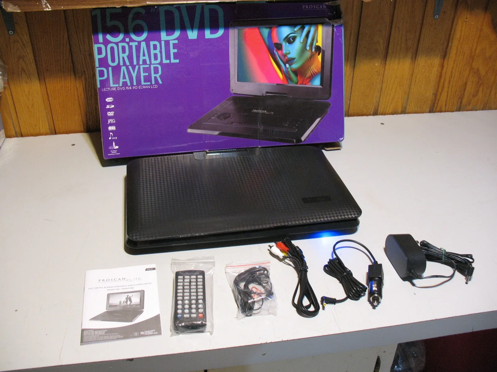 Portable DVD Player with Swivel Screen, BRAND NEW image indicator(3)