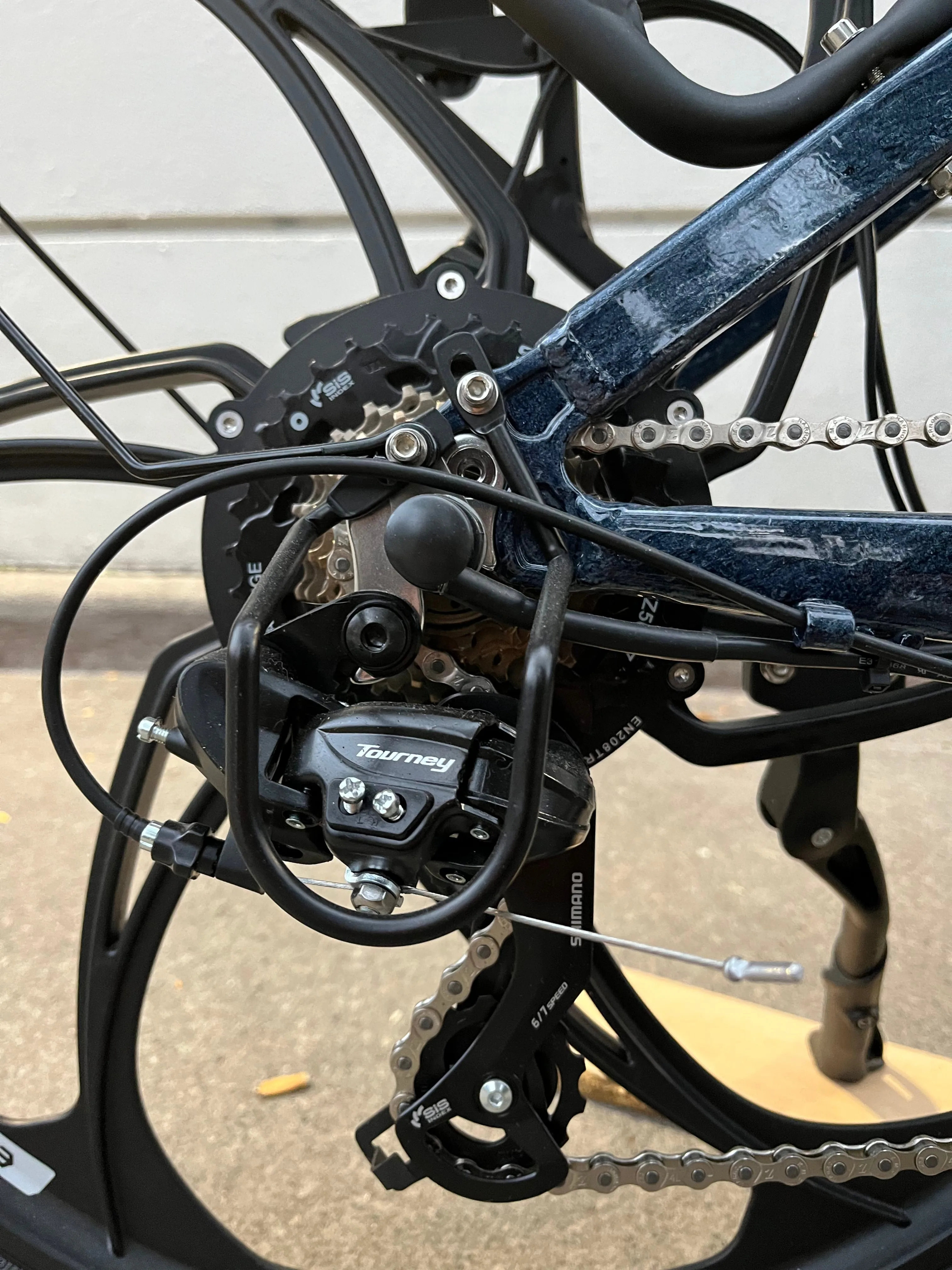 EMMO Trevo Pro Electric Bicycle | Showroom Demo / Full Warranty image indicator(5)