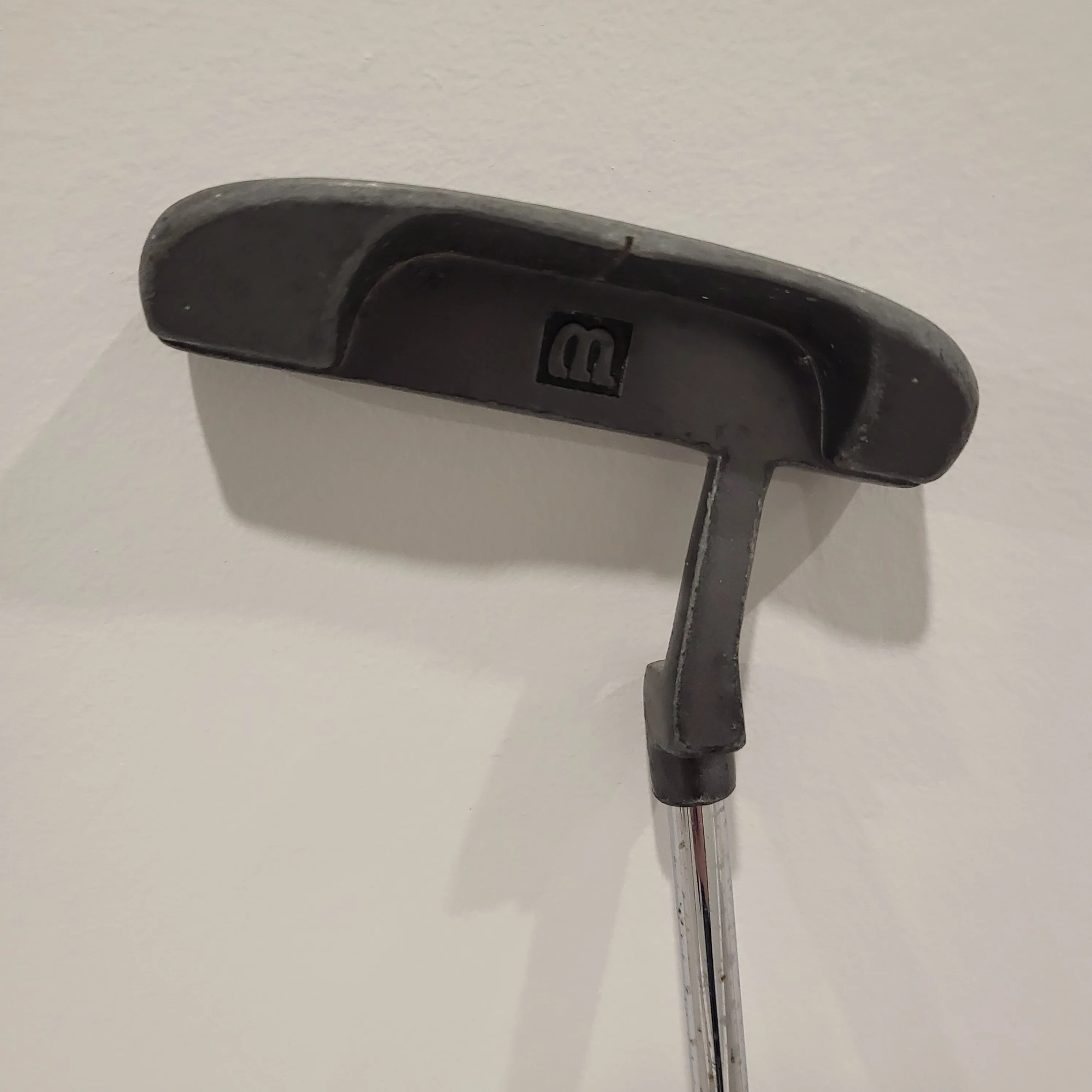 Gently Used! Wilson Black Right Handed Putter - Quick Pickup!🚀 image indicator(3)