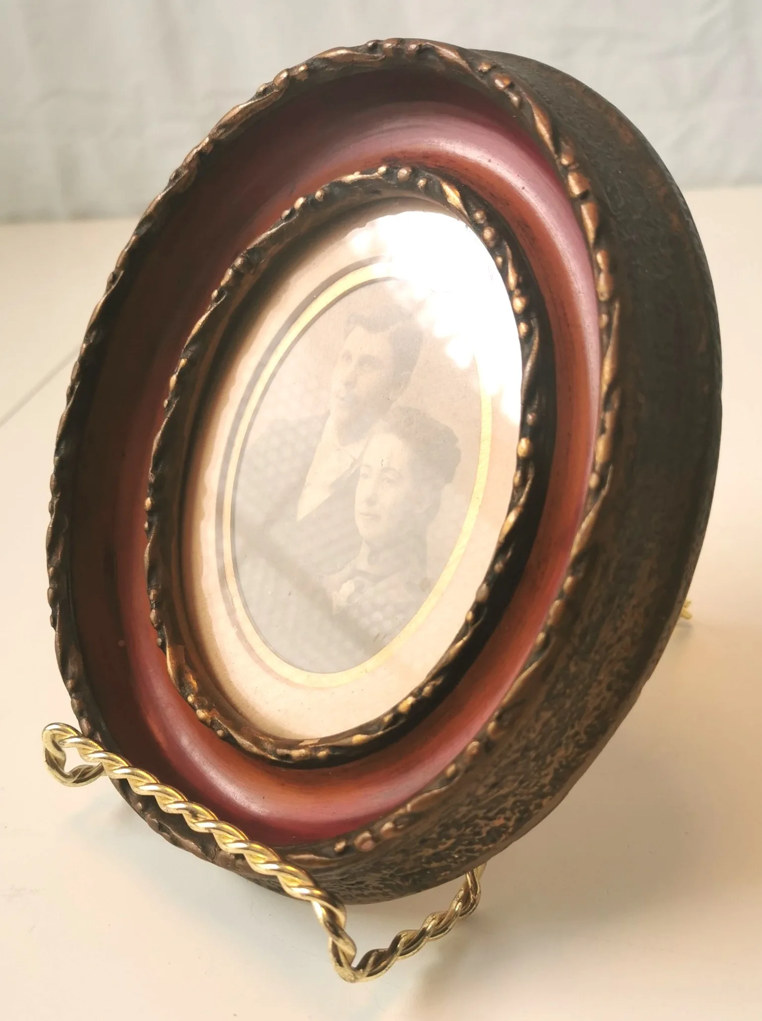 ANTIQUE T. EATON CO. Framed Portrait 1905 Canadian Couple H6570 image indicator(2)