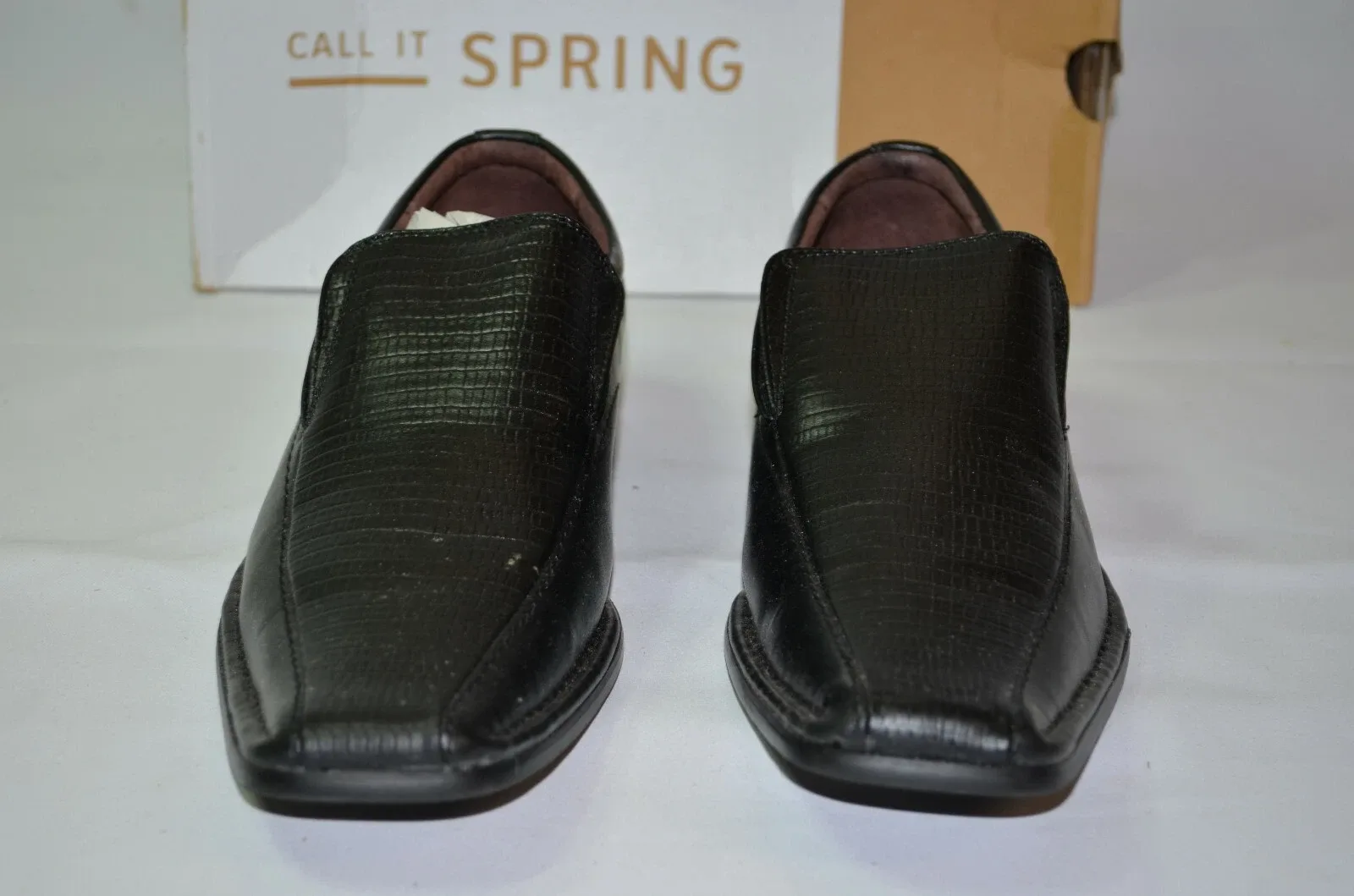 US 8 -  Call It Spring Schindel Slip on Dress shoes Black image indicator(2)