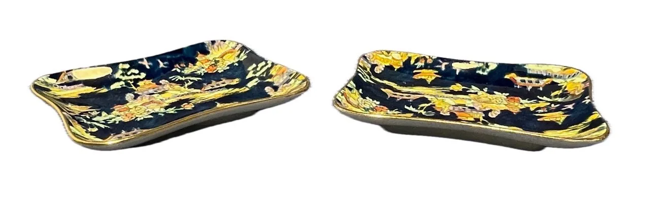 Royal Winton's Chinoiserie lidded rectangular box & side dishes image indicator(2)