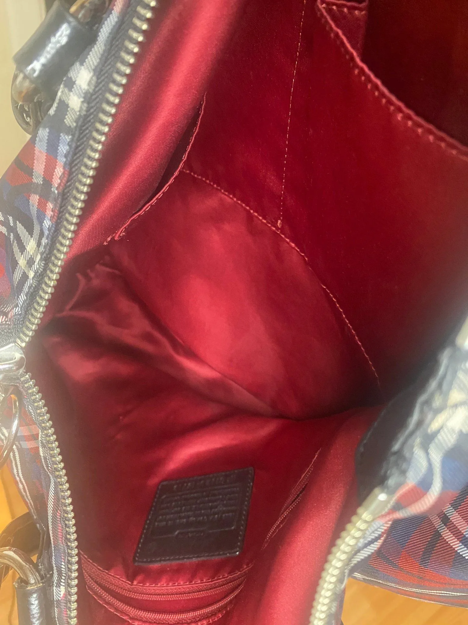 Fossil Erin Crossbody Convertible Red Leather Purse image indicator(5)