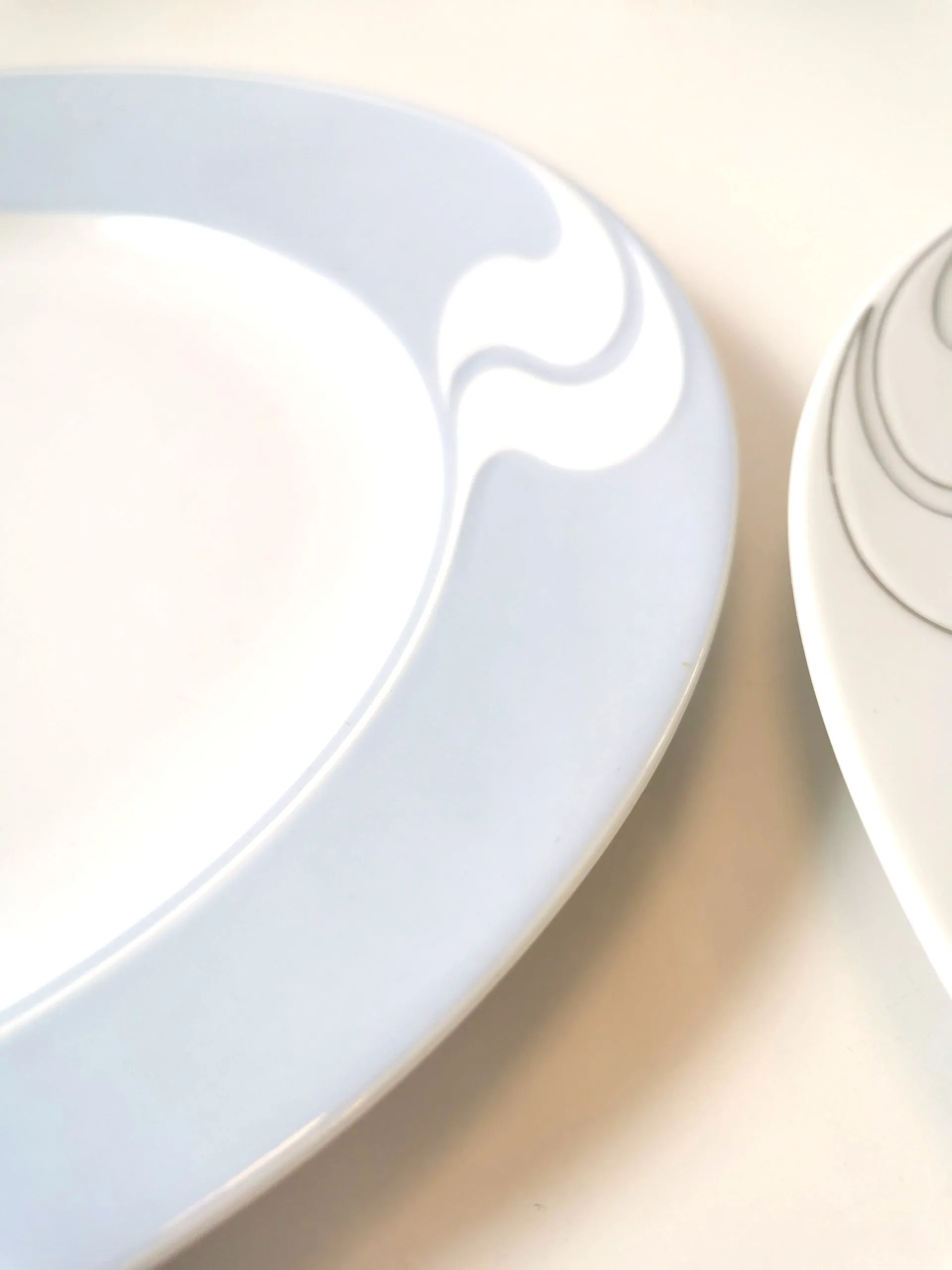 60s Rosenthal Asimmetria Plates Tapio Wirkkala Blue White image indicator(8)