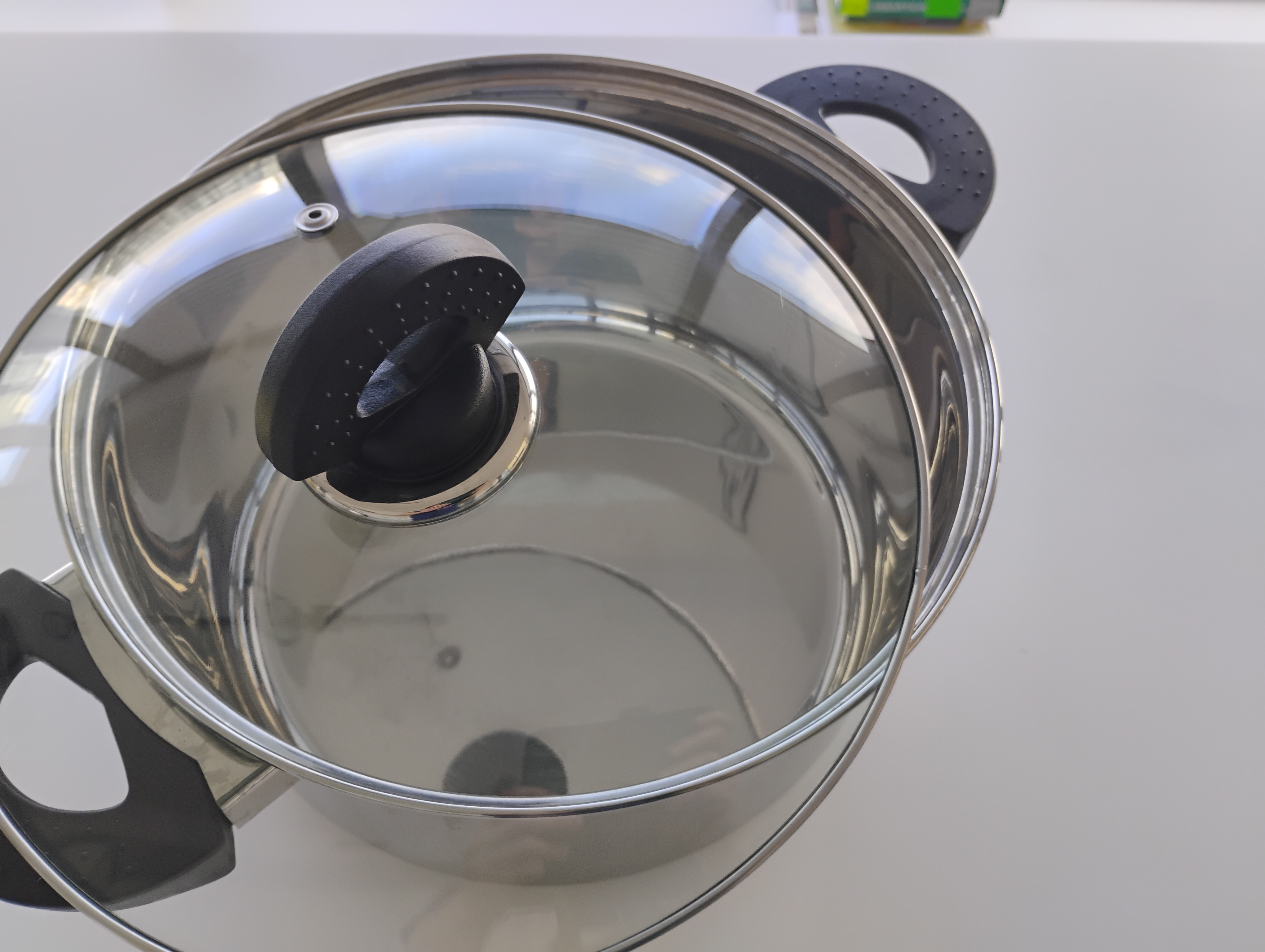 Large Stock Pot with Glass Lid (10” diameter) - photo 2