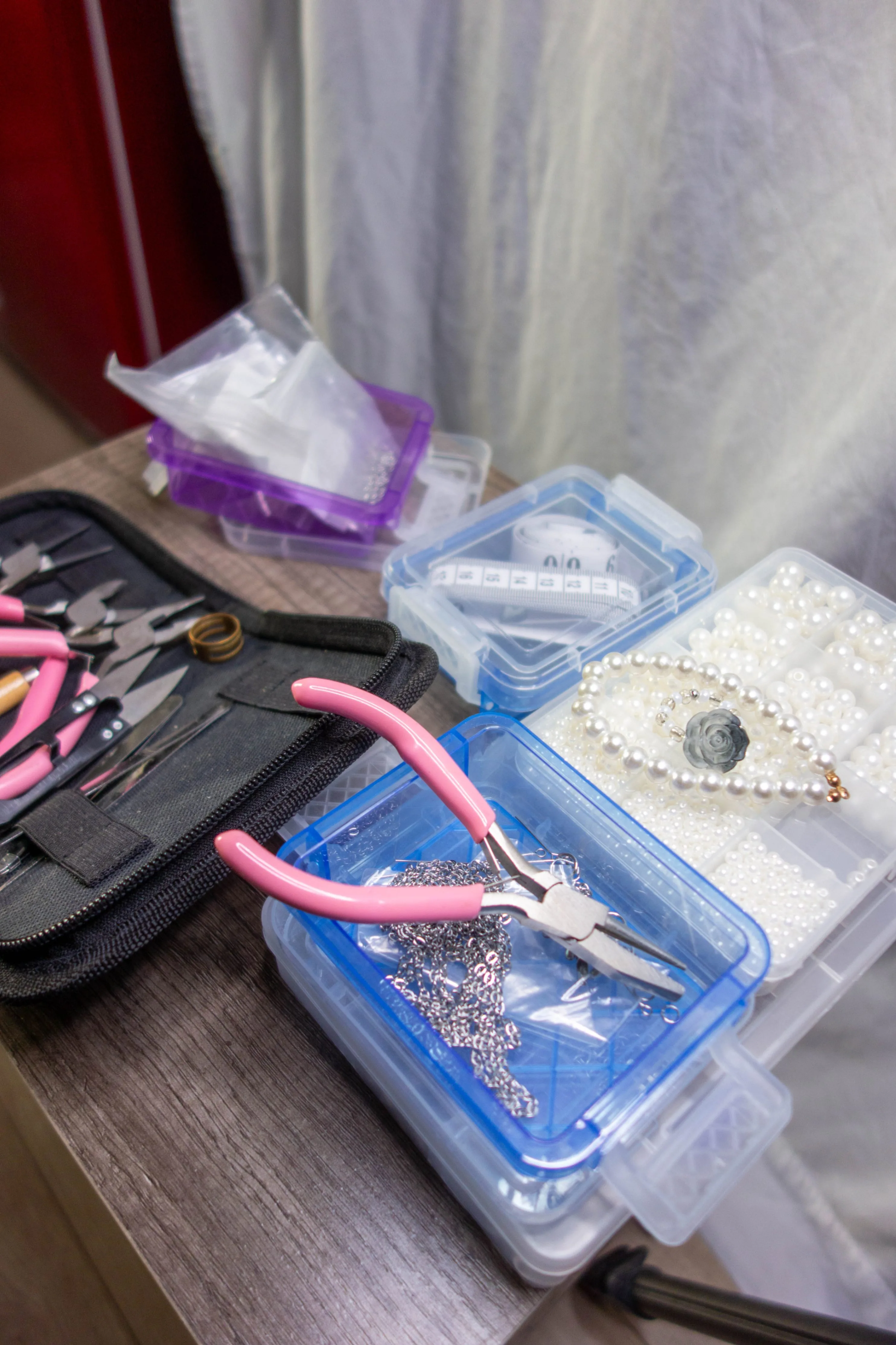 Complete Jewelry Making Set – Beads, Tools & Organizers