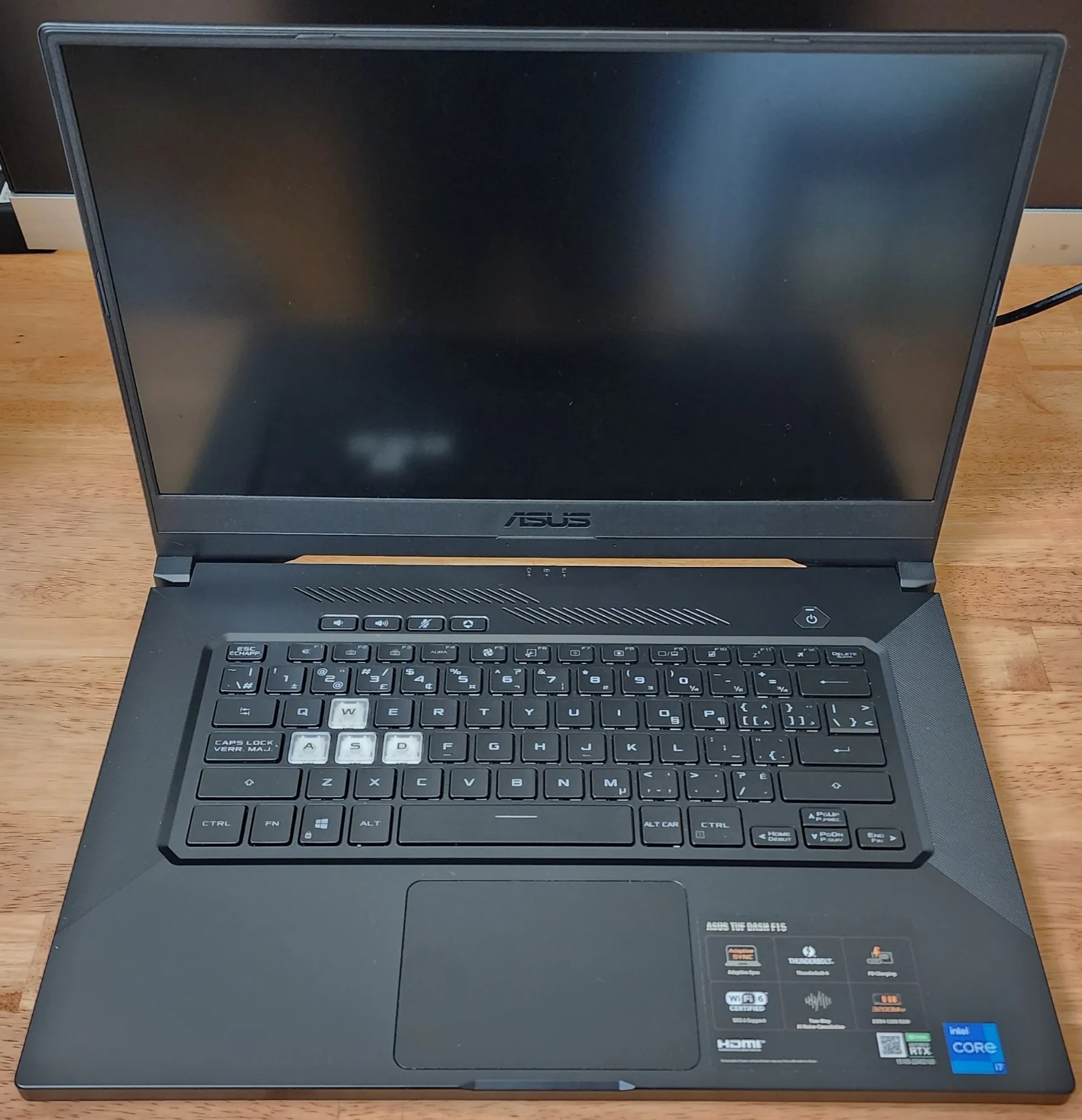 TUF F15 Intel i7 w/ RTX 3070 image indicator(4)