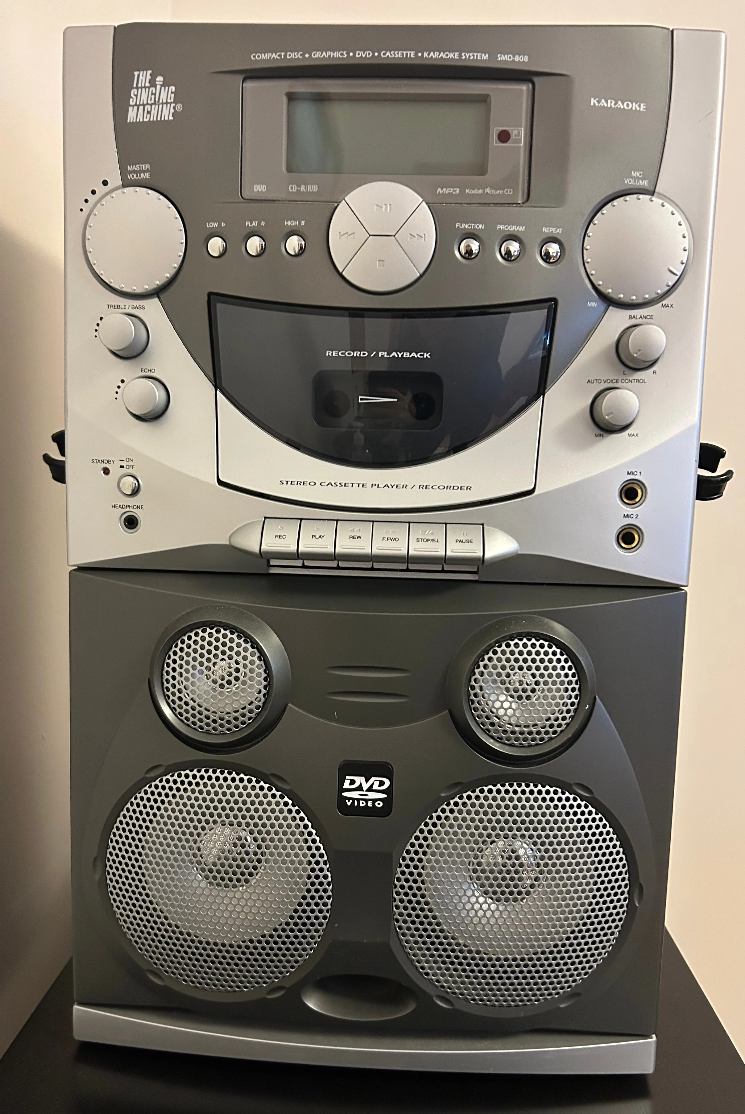 "The Singing Machine" SMD-808 DVD/CD Sony Karaoke System image indicator(2)