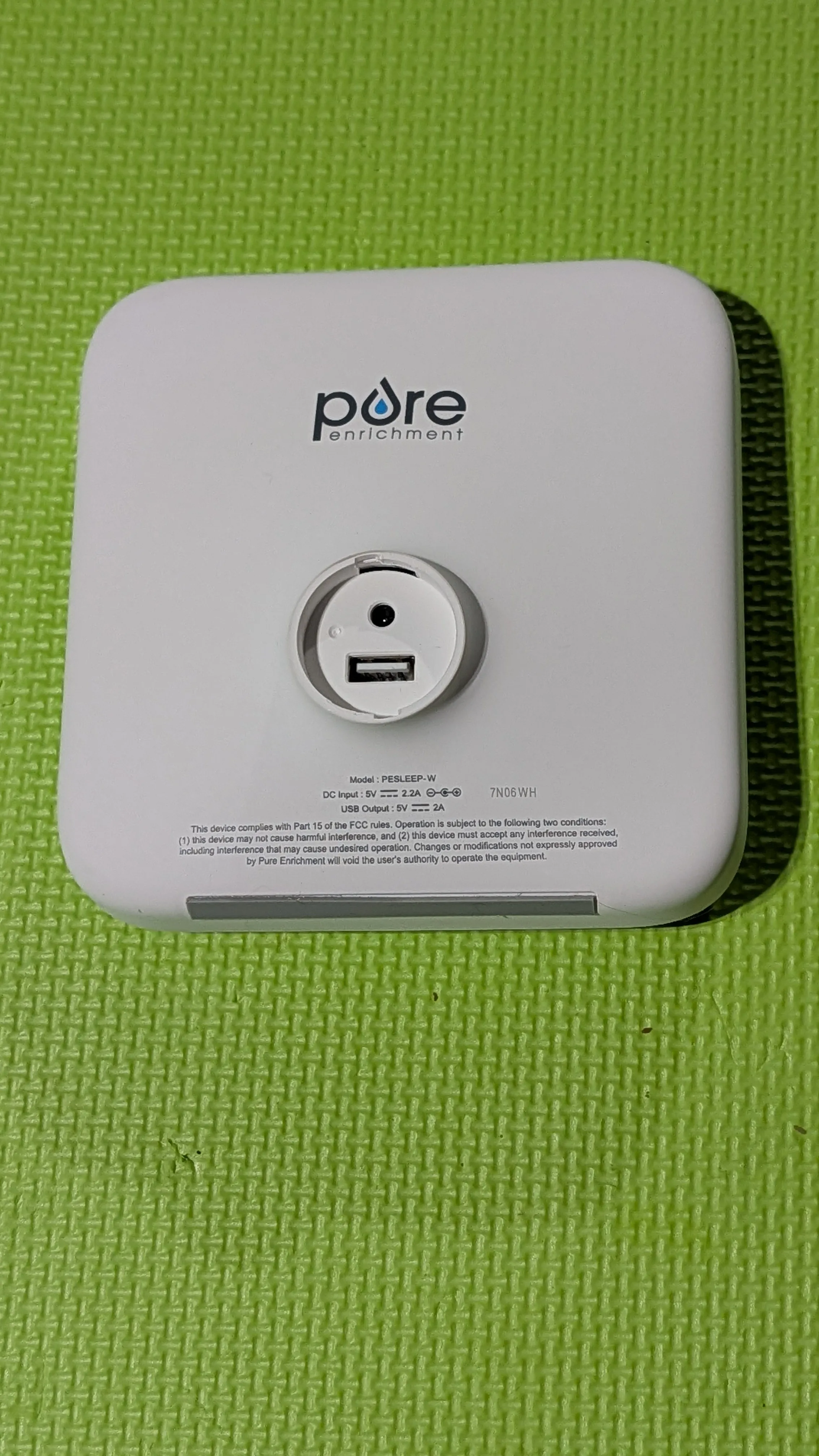 Pure Enrichment Wave Premium Sleep Sound Machine w/ USB Charger image indicator(3)