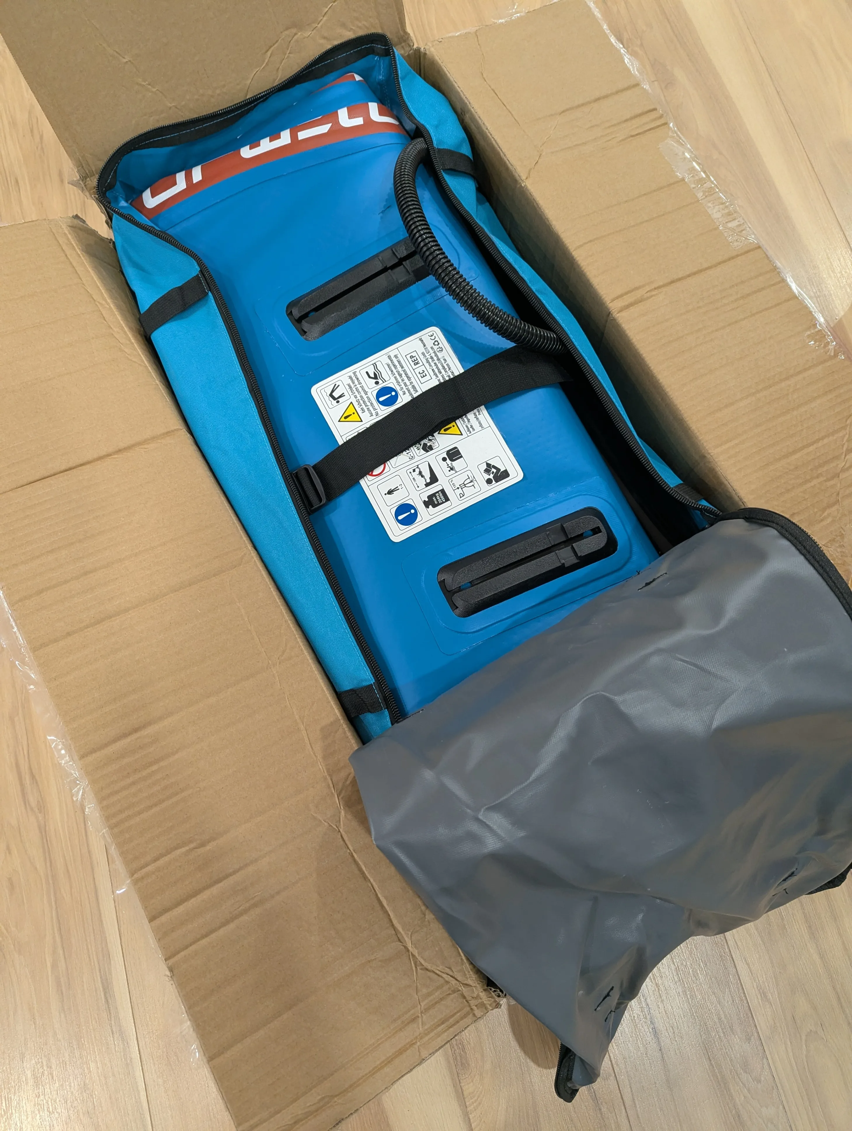 UPWELL Inflatable Stand Up Paddle Board SUP/Kayak image indicator(6)