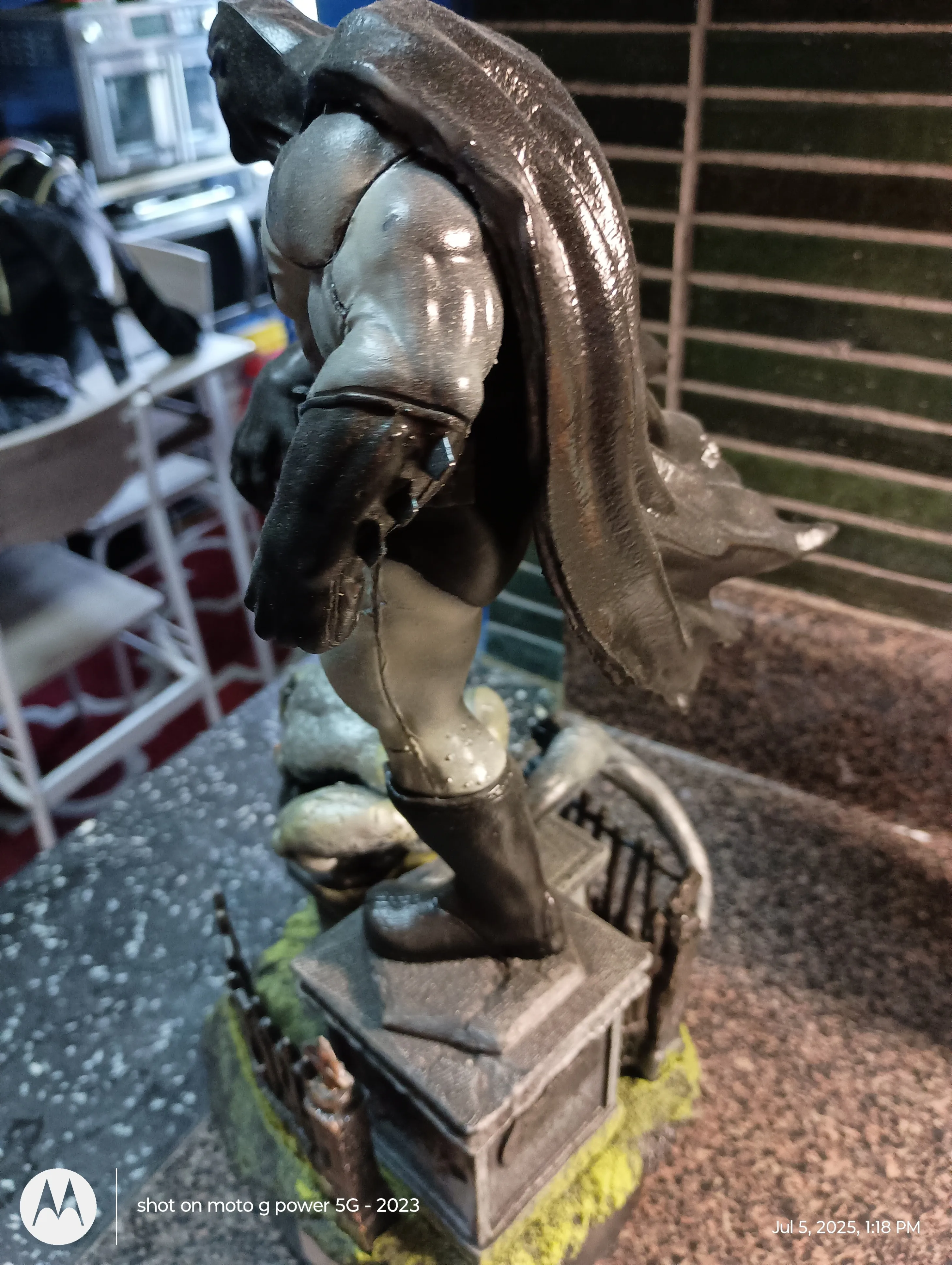 Batman Statue 12in tall image indicator(5)