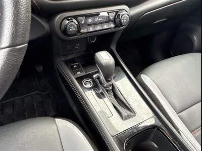 2024 Nissan Kicks SR Premium image indicator(4)