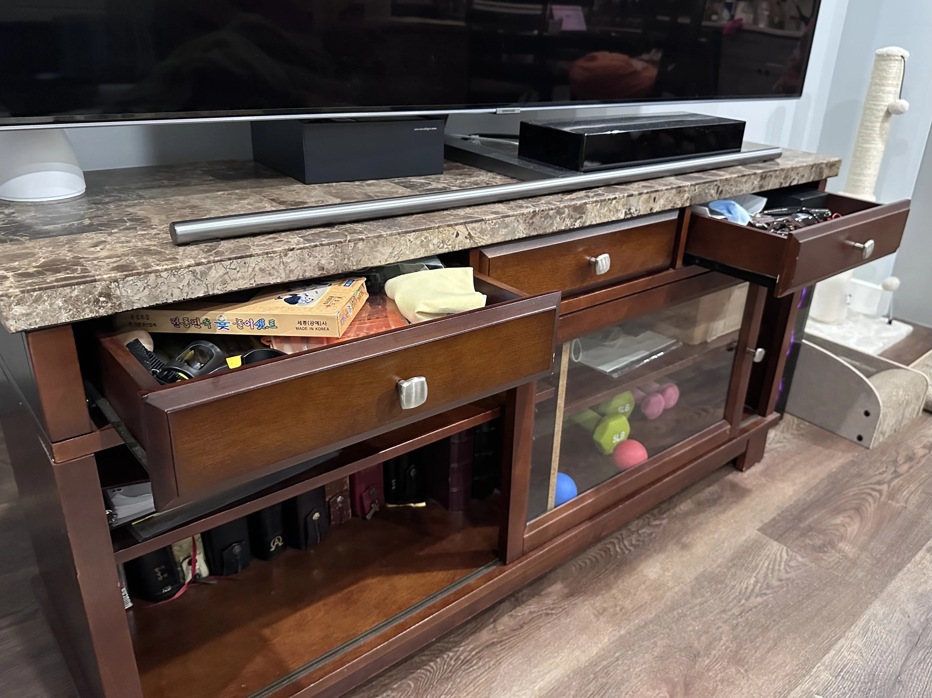 TV Stand Table/ Book Shelf image indicator(7)