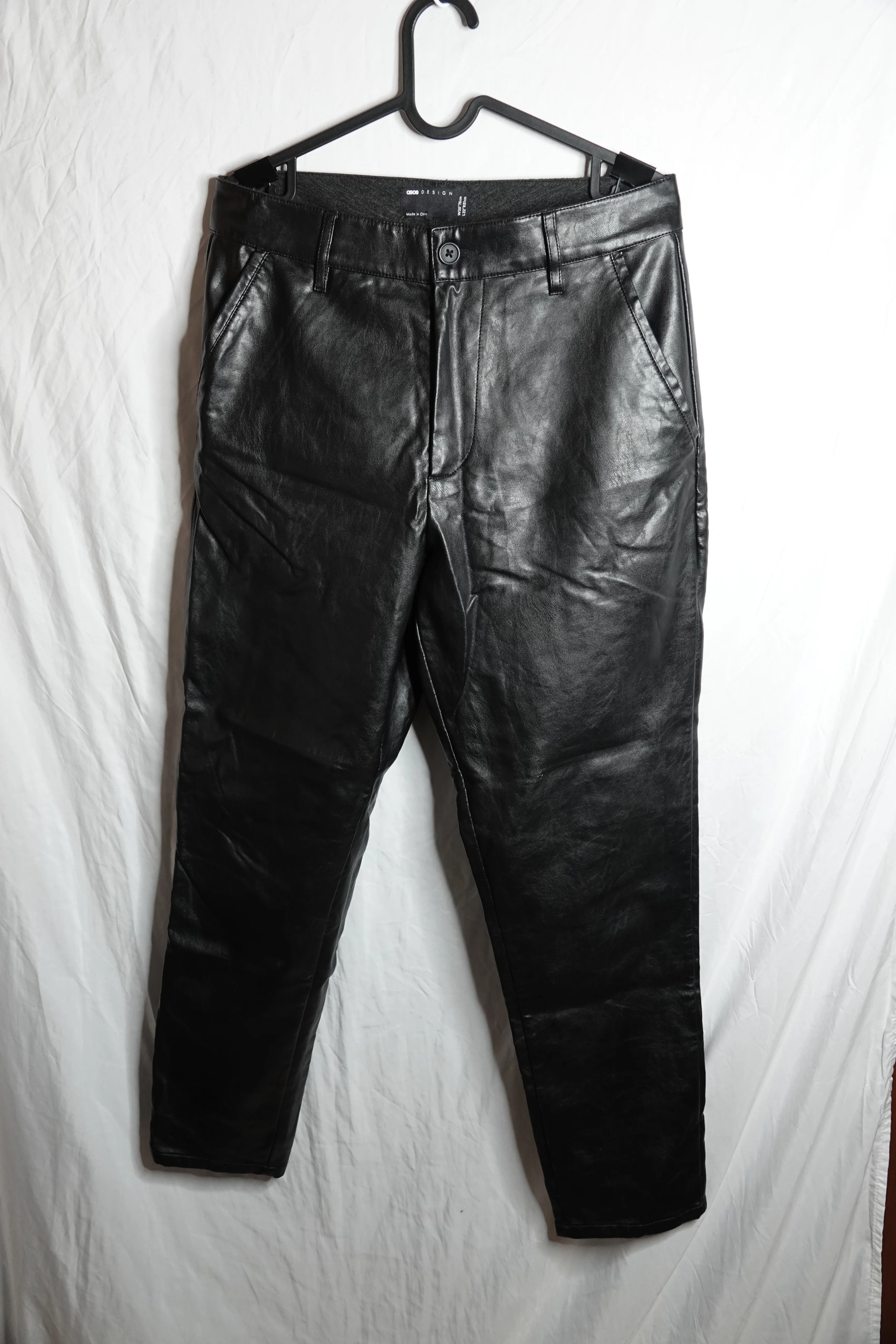 ASOS DESIGN Faux Leather Pants – Black, W30 L32