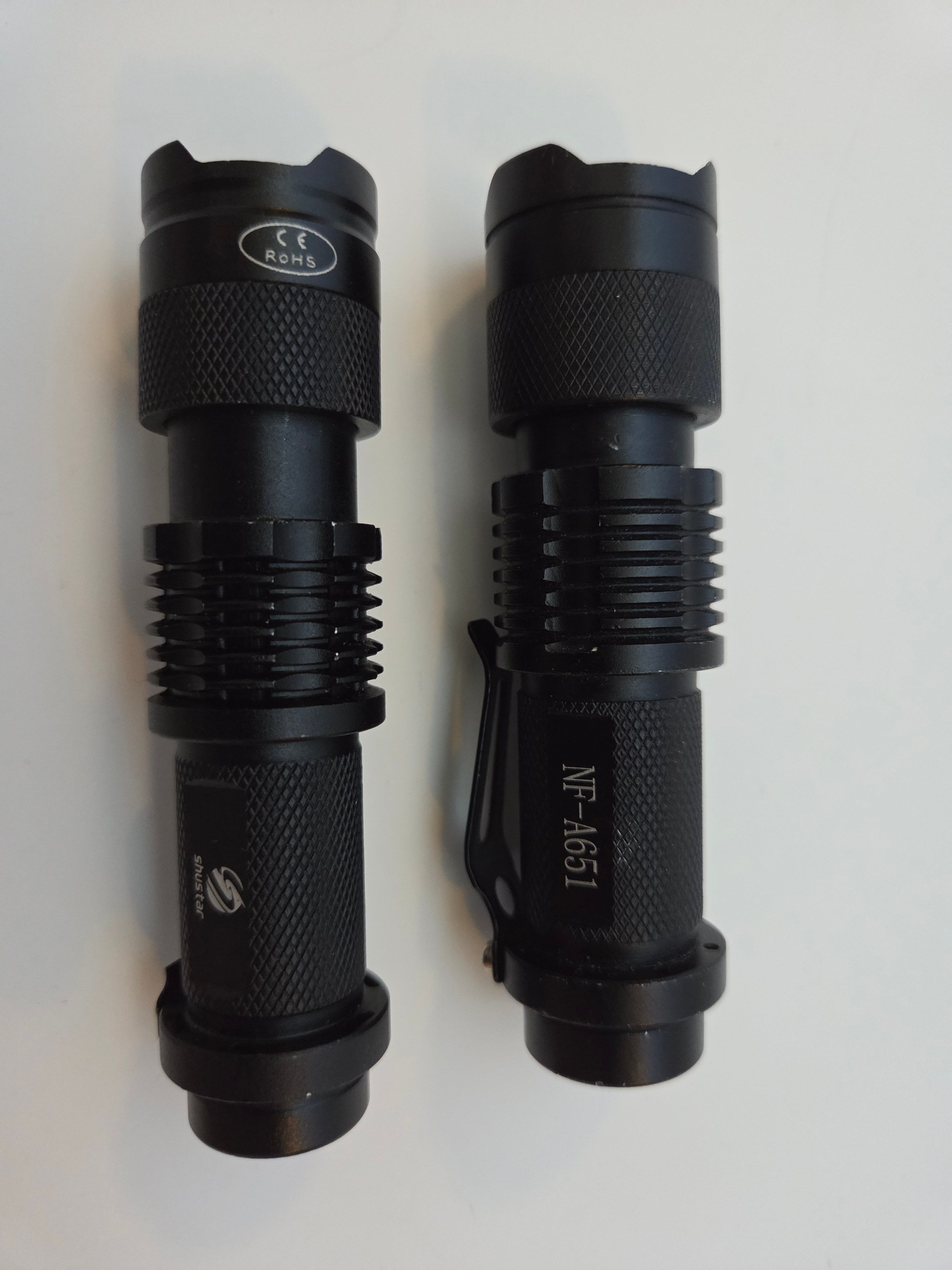 2x Compact Zoomable LED Flashlights Q5 Set - photo 2