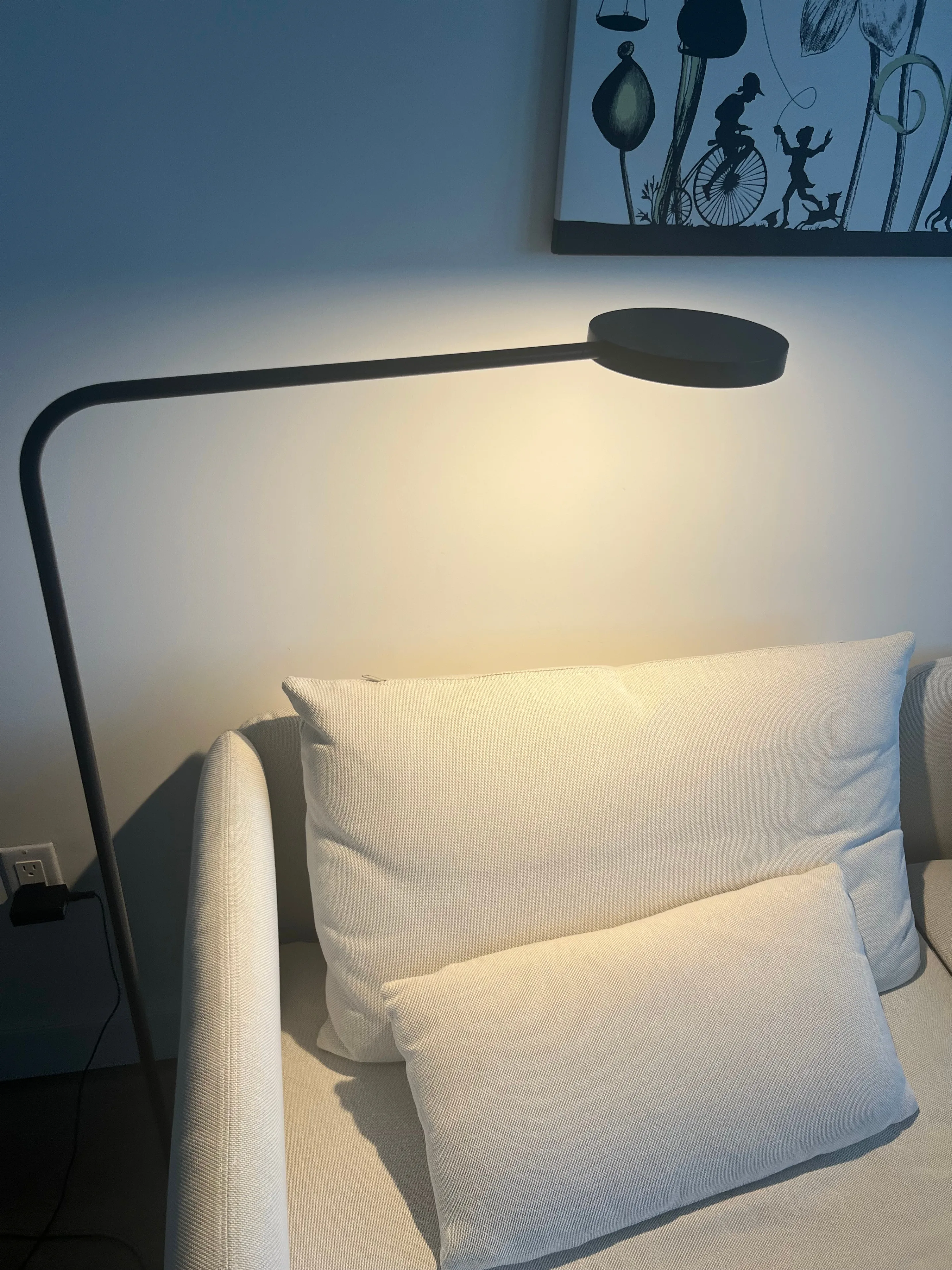Dimmable Led Floor Lamp. Black thumbnail