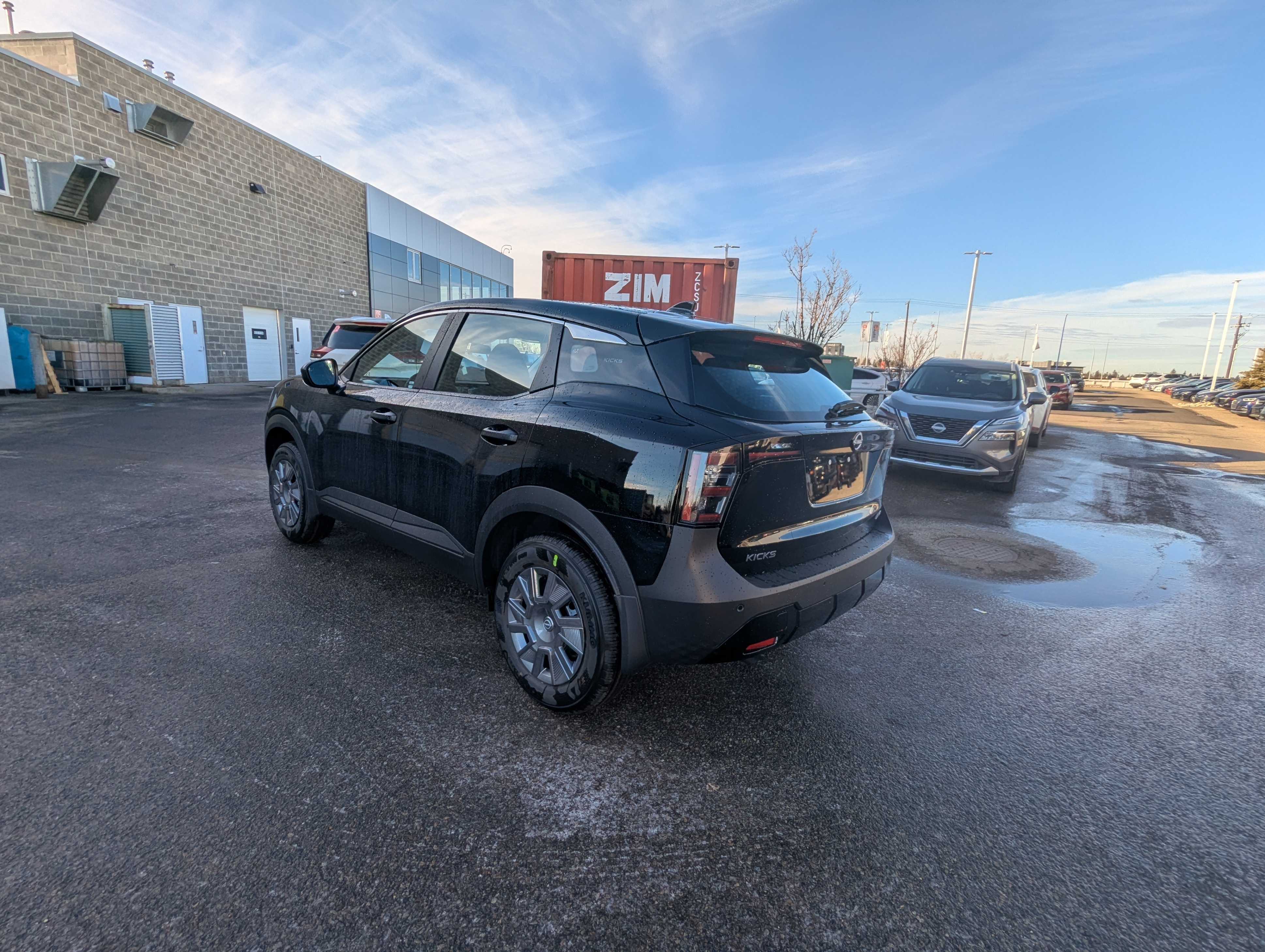 2026 Nissan Kicks S - photo 3