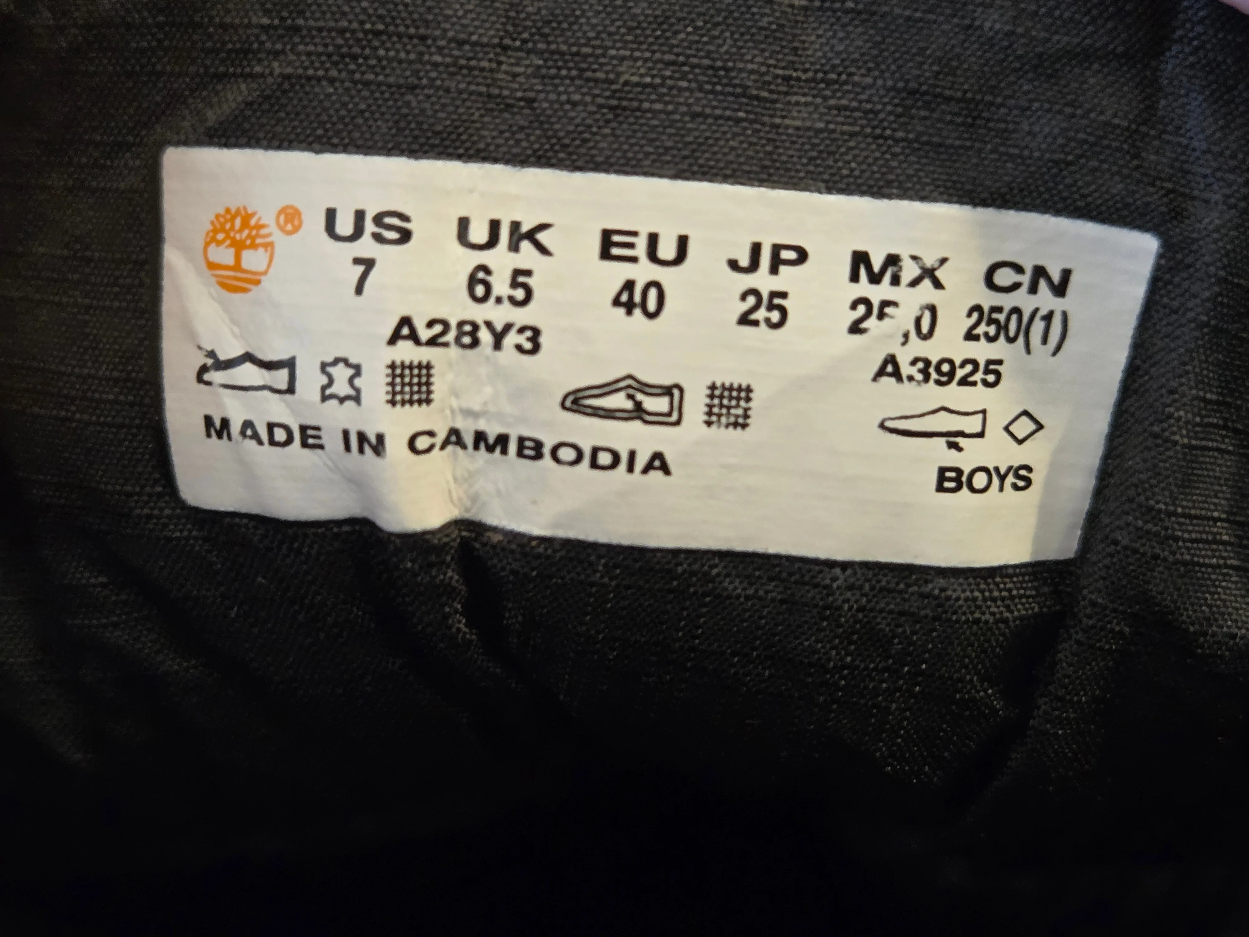 Timberland Kids 6" Puffer Winter Boots, US 7, Black image indicator(3)