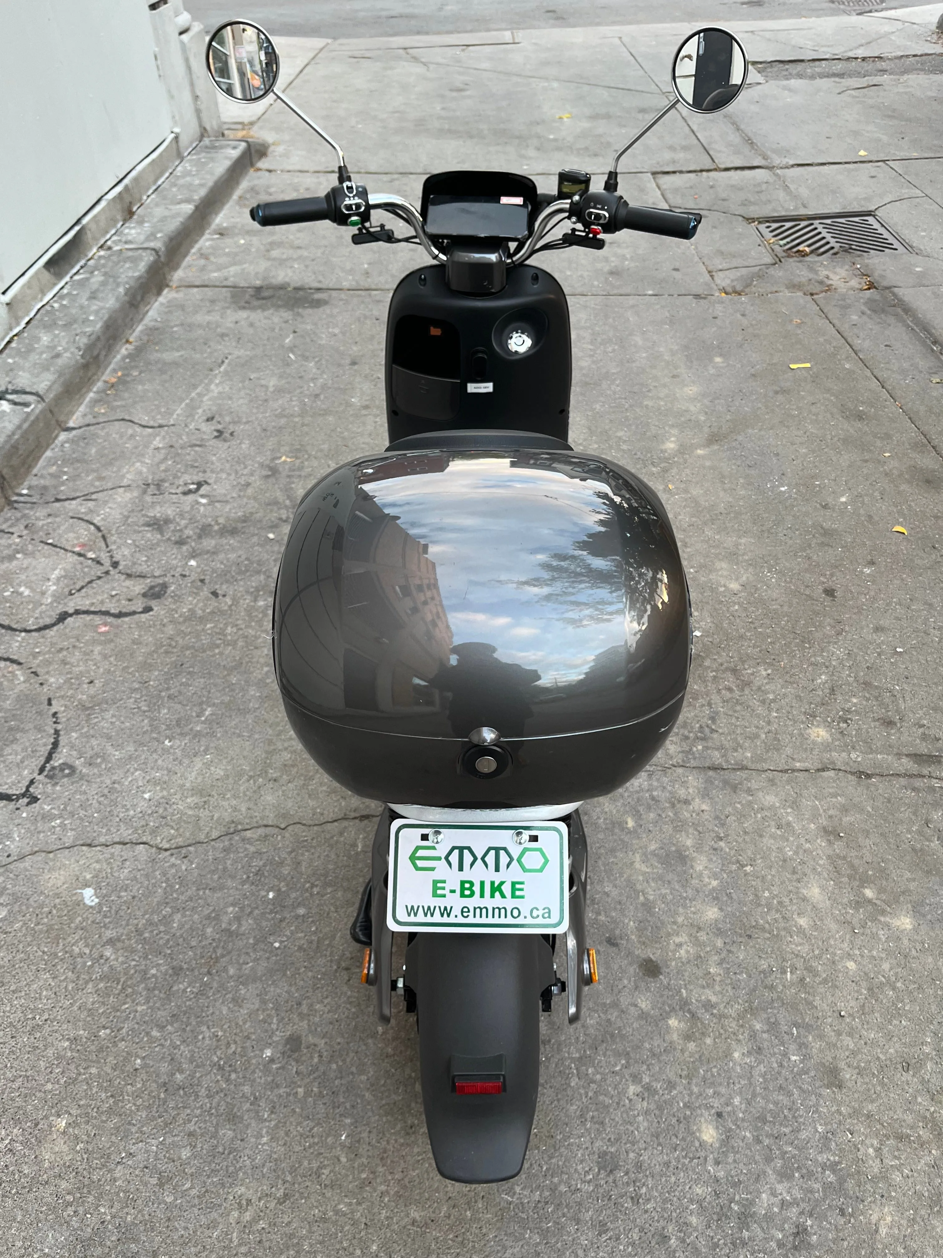 EMMO ADO Electric Moped | Showroom Demo / Full Warranty image indicator(9)