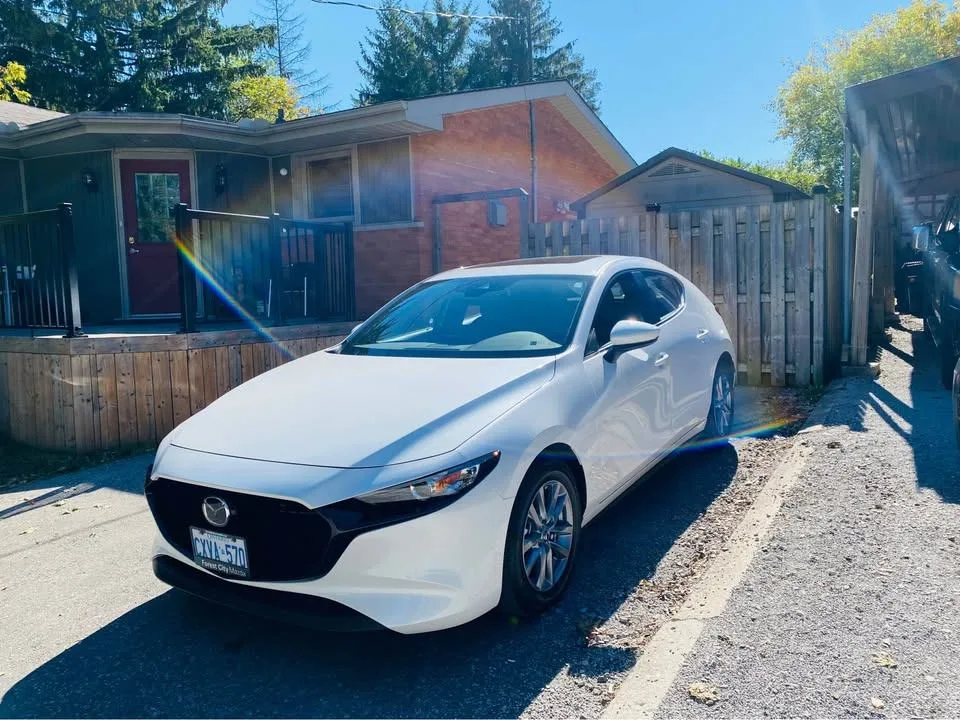 Mazda 3 Hatchback image indicator(4)