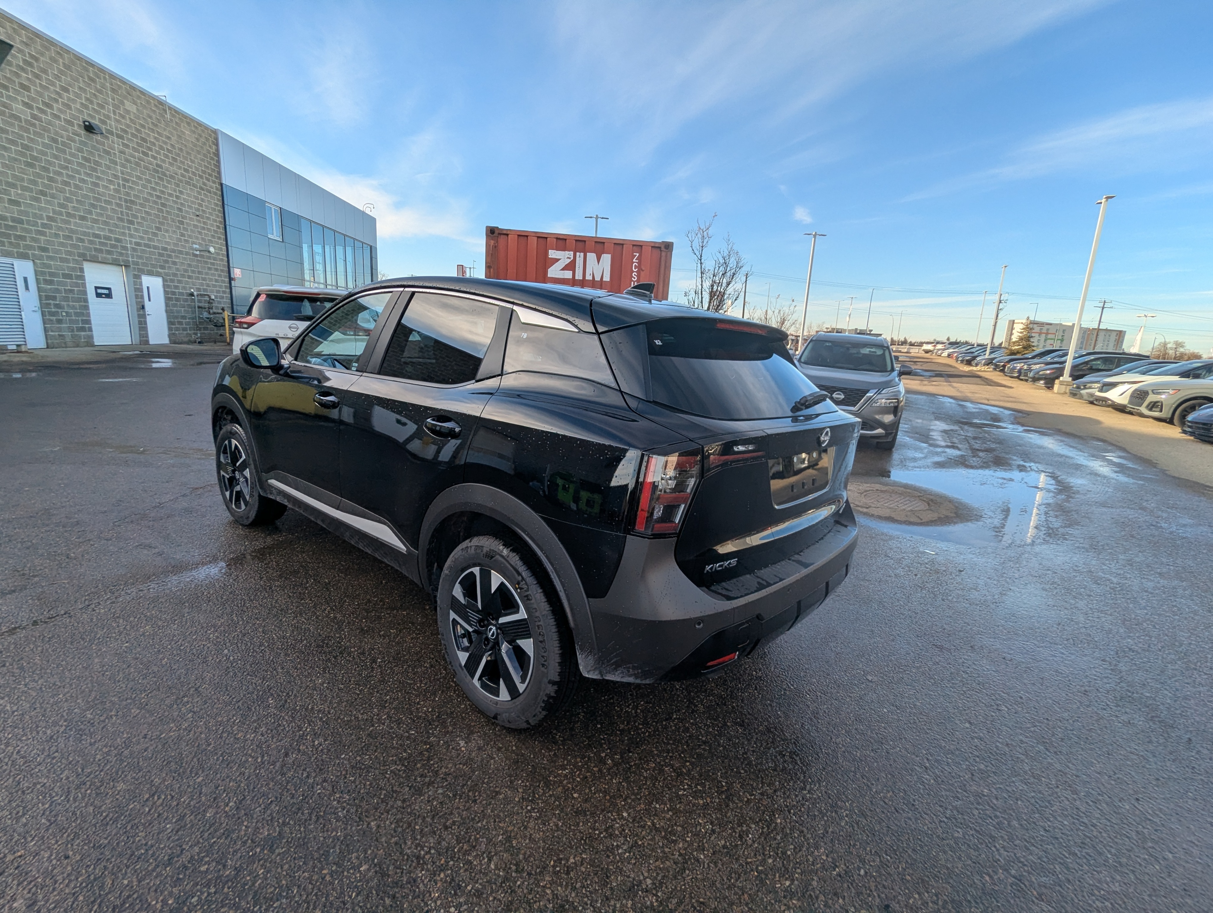 2026 Nissan Kicks SV - photo 3
