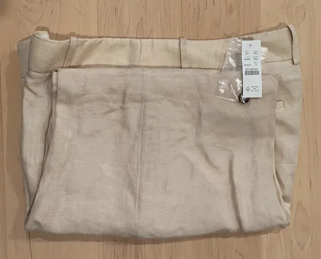 J.Crew Pleated Linen-Cupro Blend Lined Dress Pants image indicator(6)