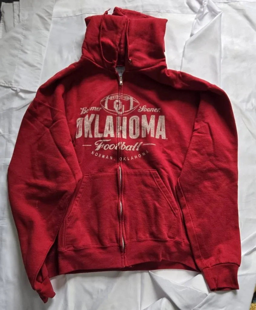 Teen Clothing - Gap, Jcrew, Vineyard, Uniqlo and More image indicator(5)