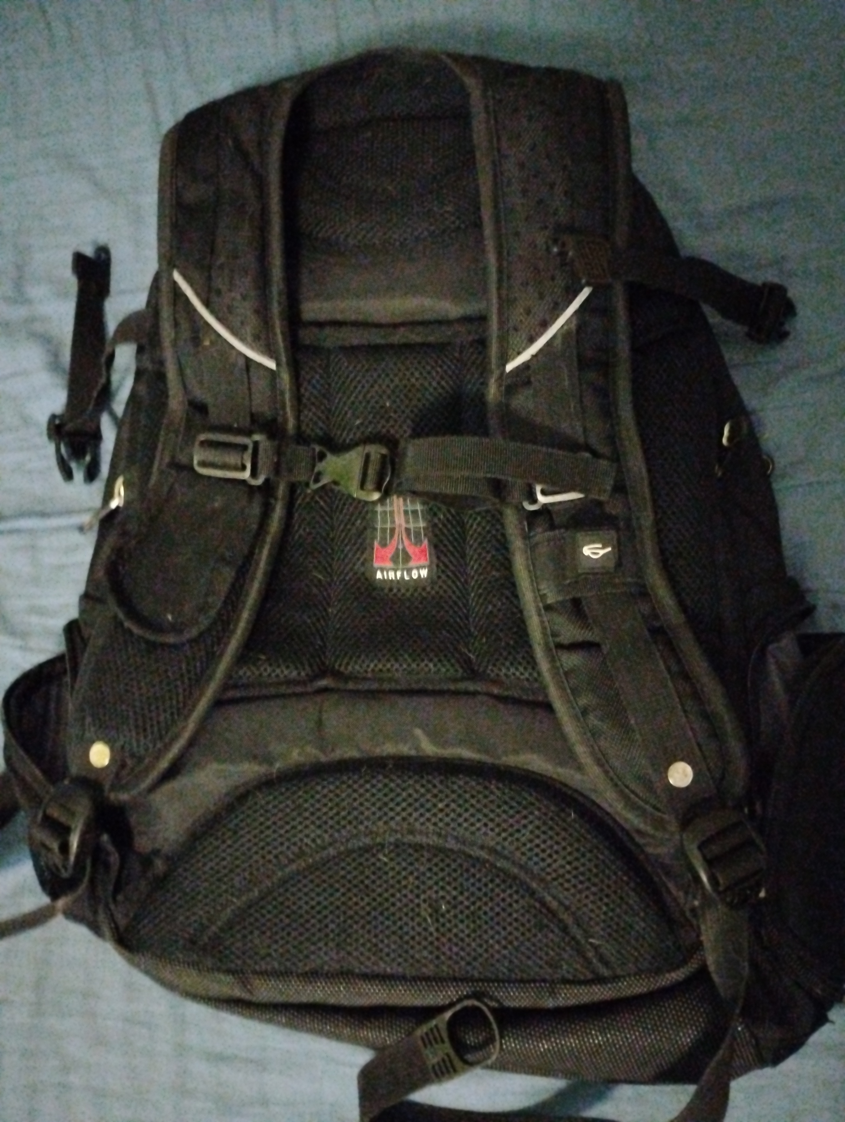 Swiss Gear Backpack – Like New Condition - photo 2