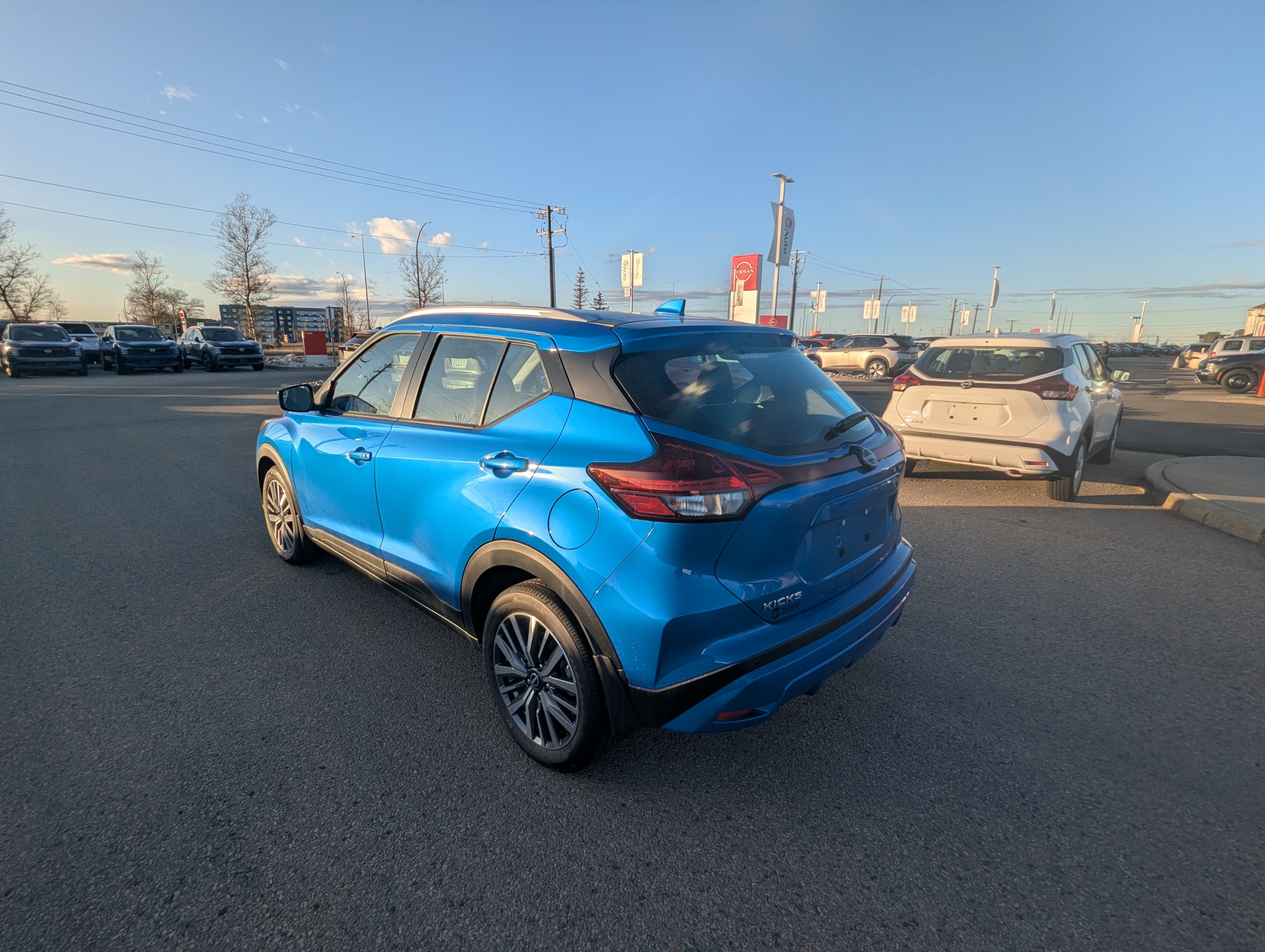 2025 Nissan Kicks Play SV - photo 3