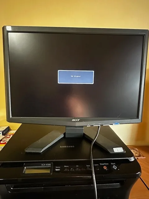 Laptops & computer monitors image indicator(4)