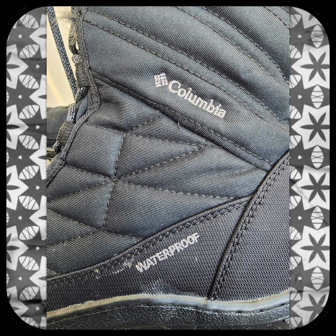 COLUMBIA || Women's Minx Mid Waterproof Winter Boot (SIZE 7.5) image indicator(6)