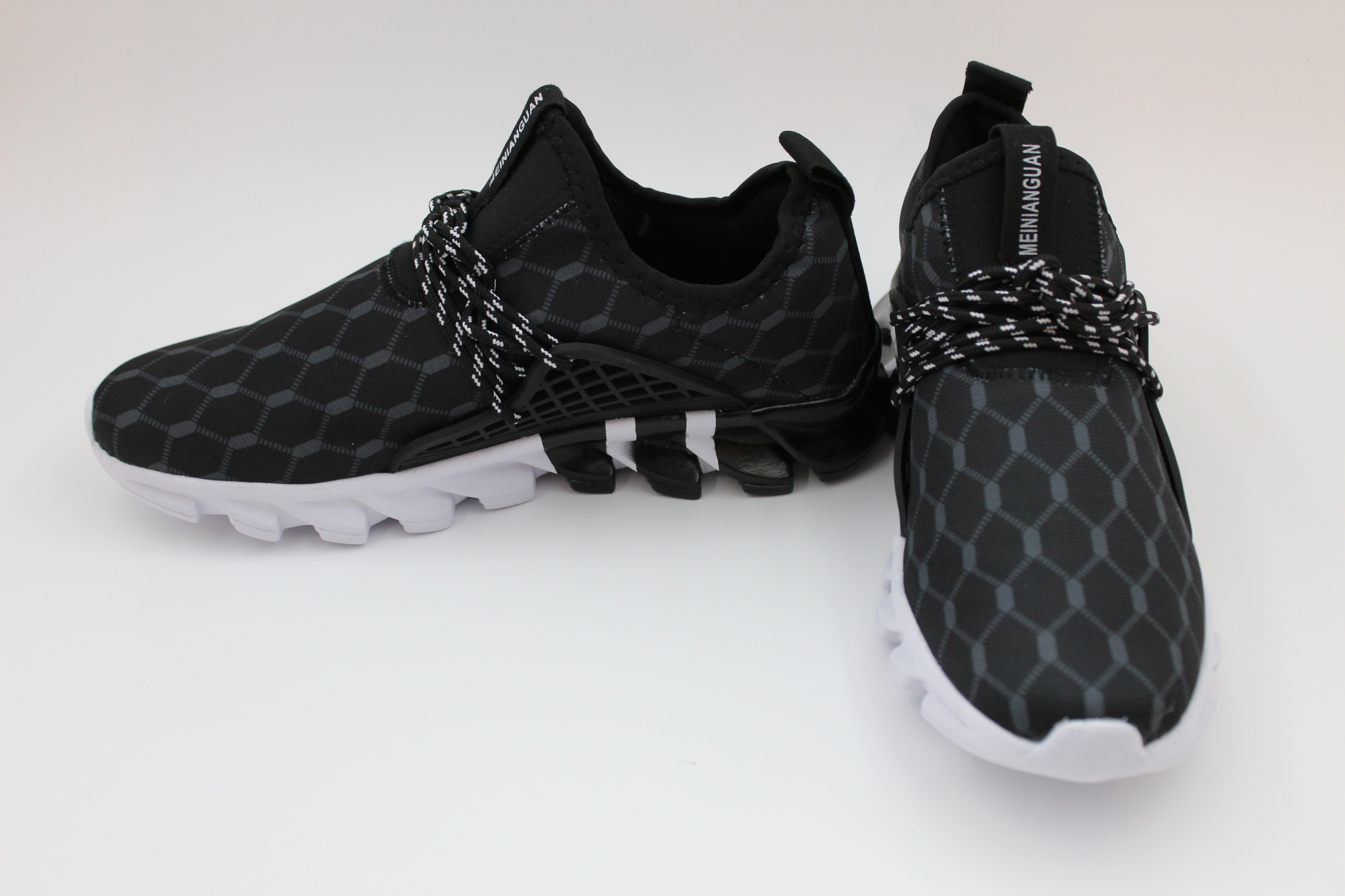 Sneakers - photo 3