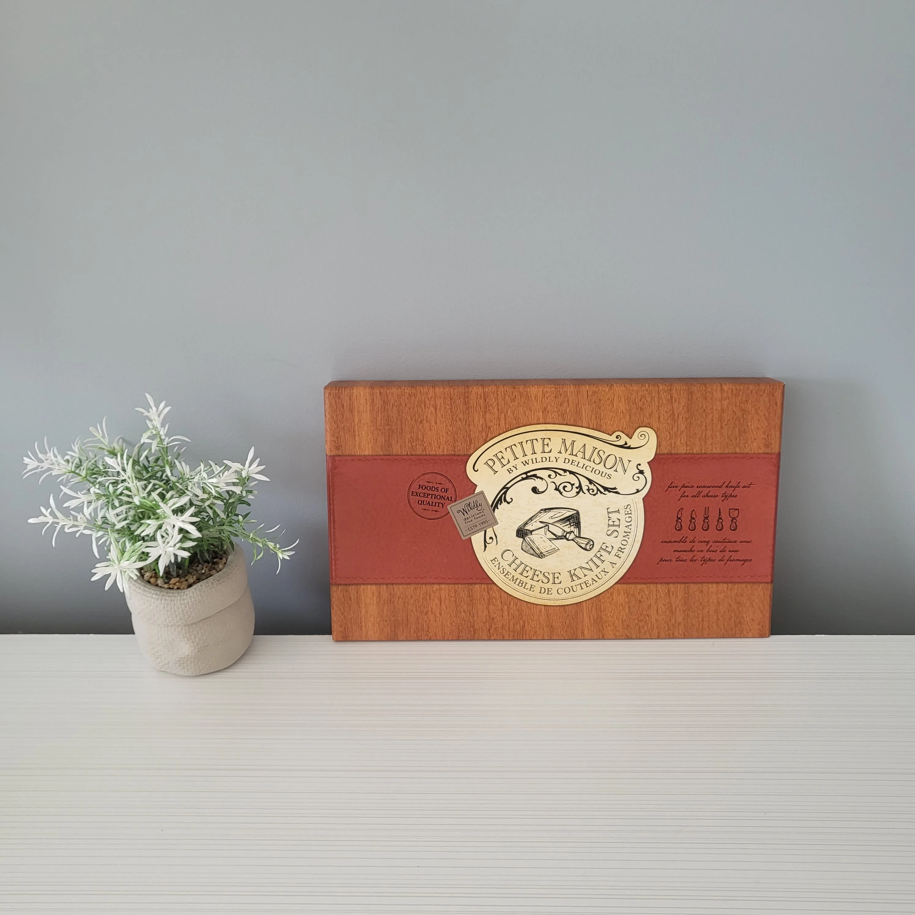 NEW! 5-Piece Rosewood Cheese Knives - Quick Pickup!🚀 image indicator(2)