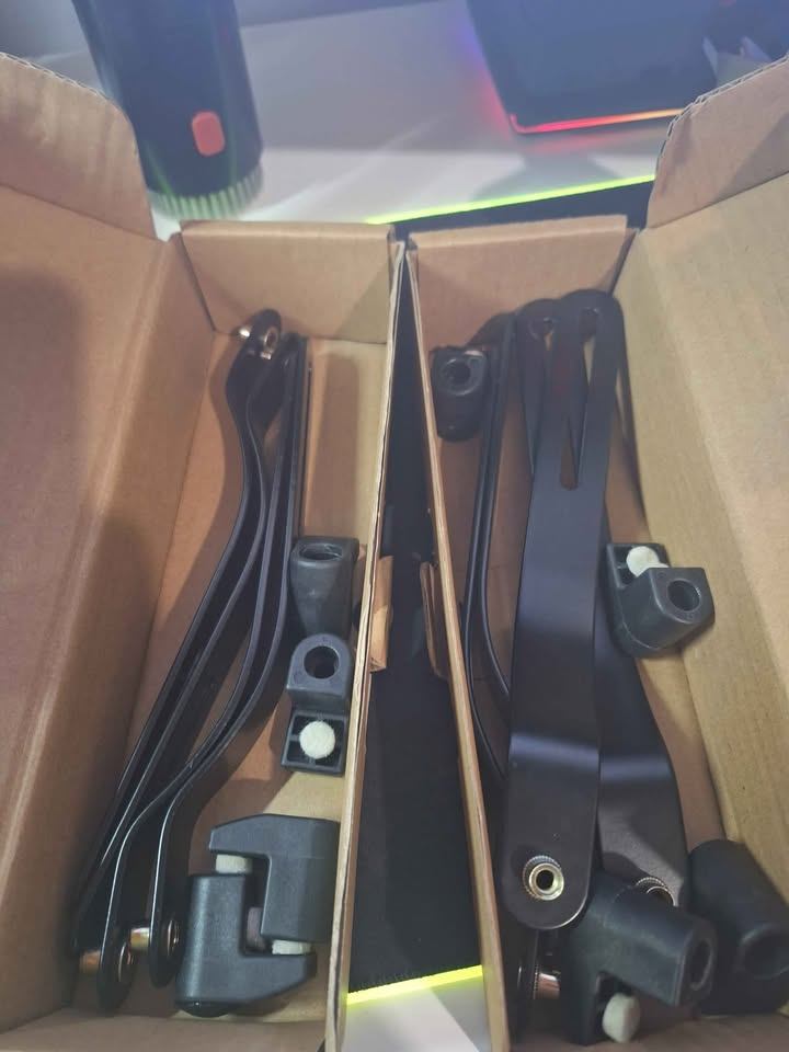 Universal Monitor mount for brackets. - photo 2