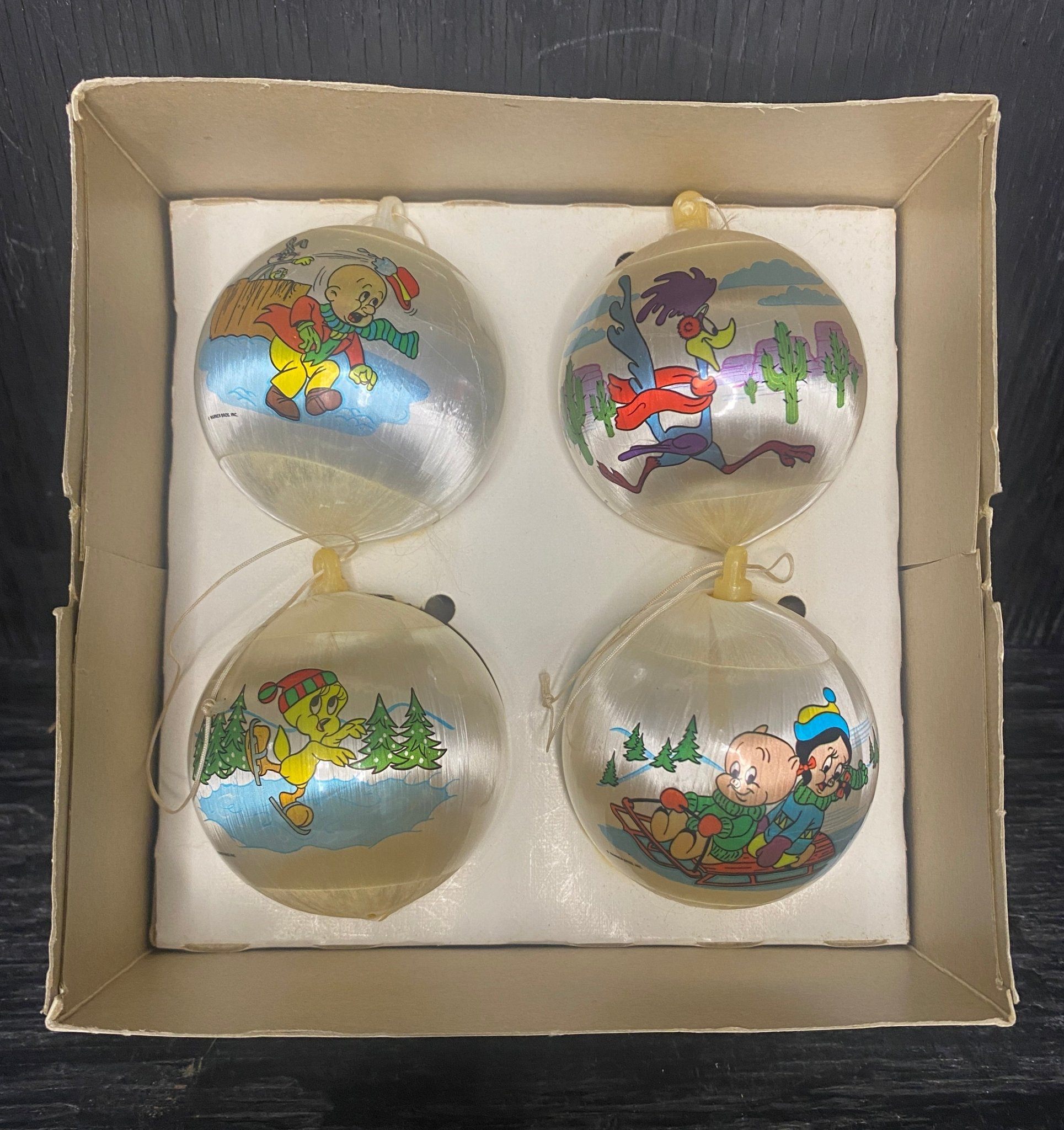 Vintage Looney Tunes Christmas Ornaments - photo 2