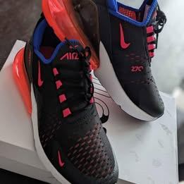 Women's Nike Air Max 270 - size 8.5 - Brand New