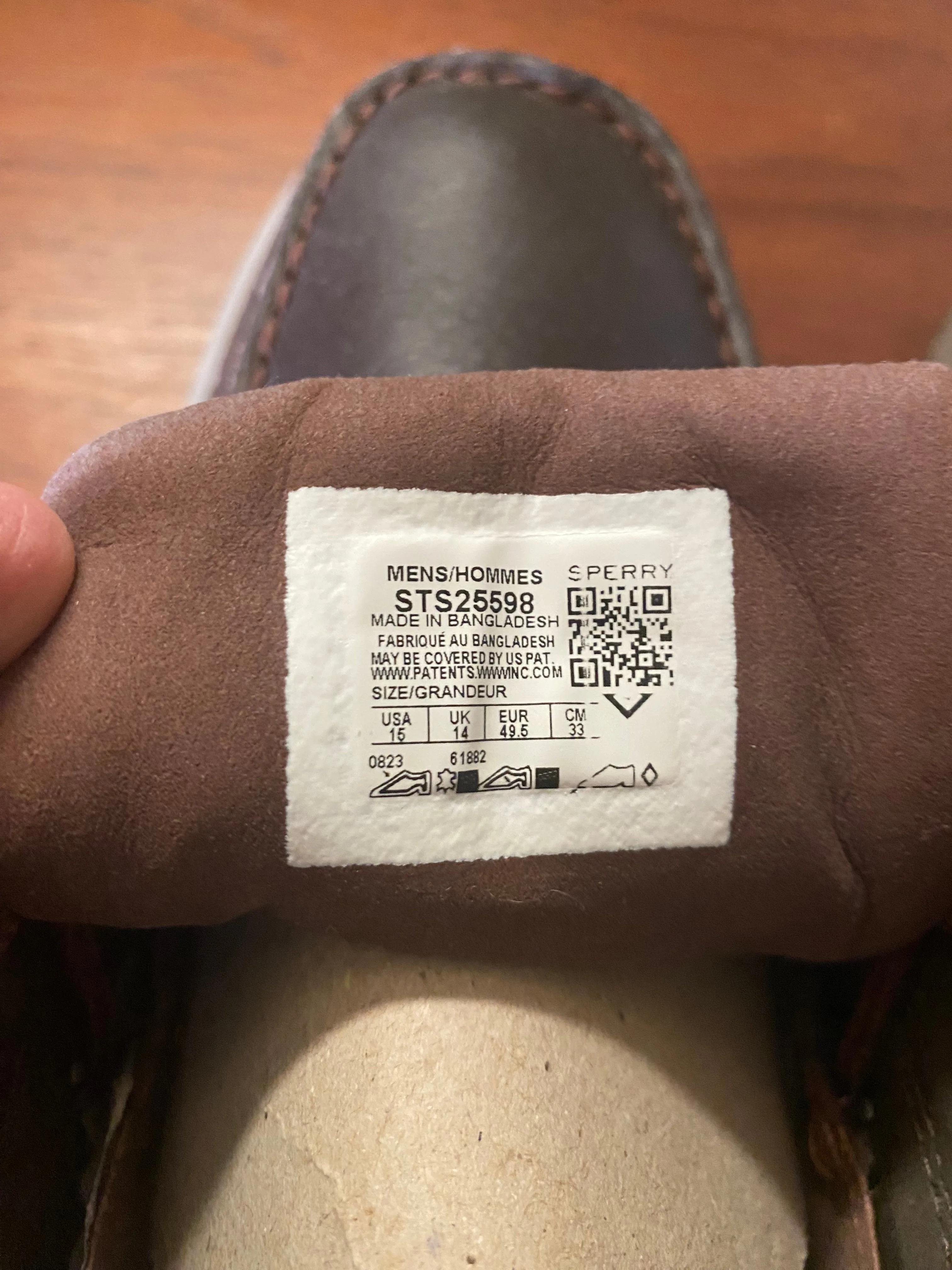 Sperry Leather Billfish 3-Hole size 15 image indicator(2)