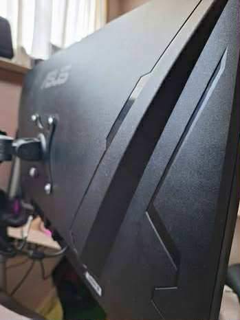 ASUS GAMING MONITOR 27 inches 1080P 180hz (VG279Q3A)