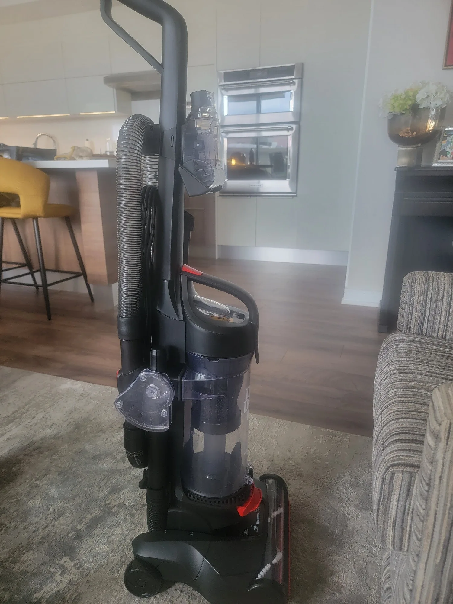 Dirt Devil Mult-Surface Vacuum Brand New image indicator(2)