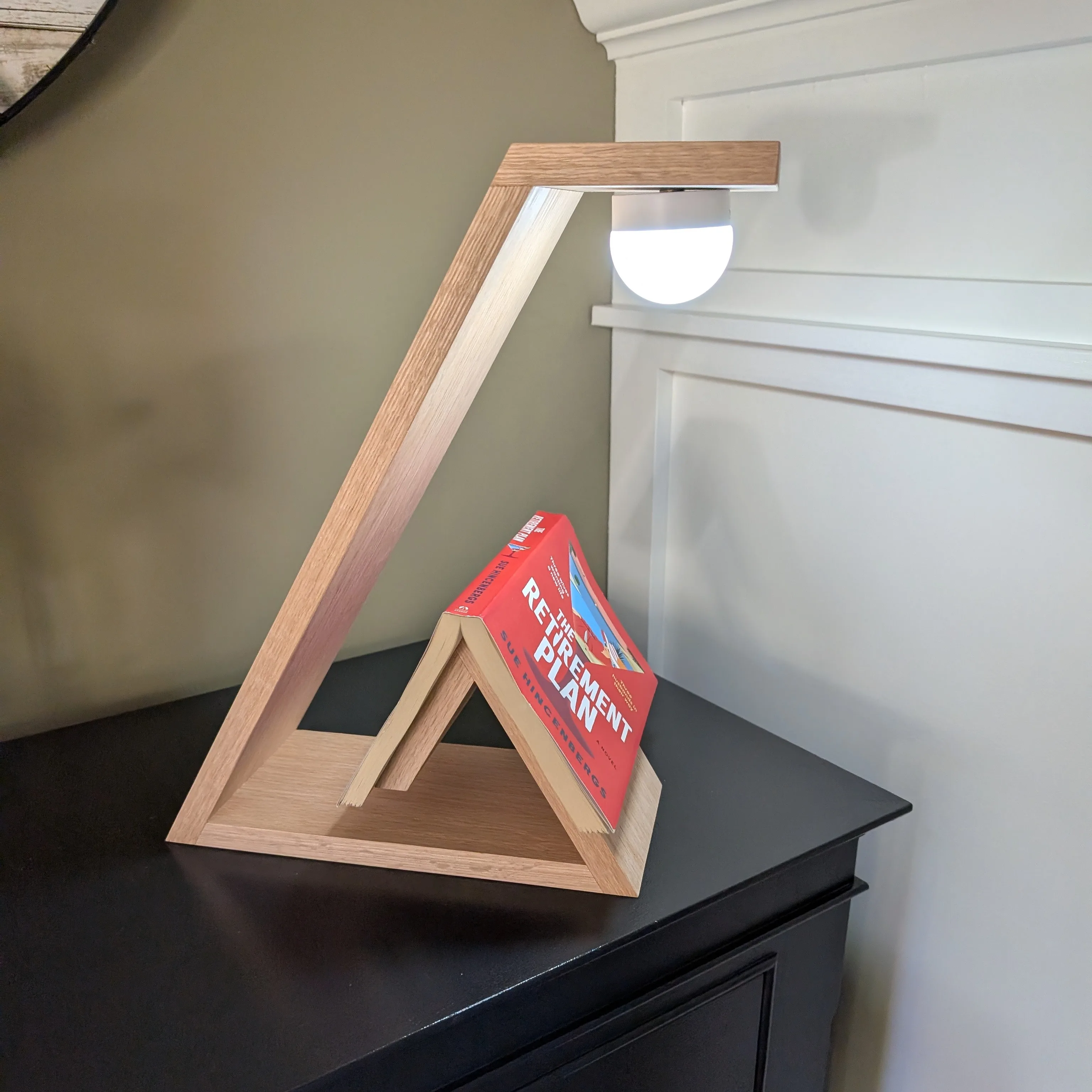 Oak Book Rest with Rechargeable LED Reading Light image indicator(2)