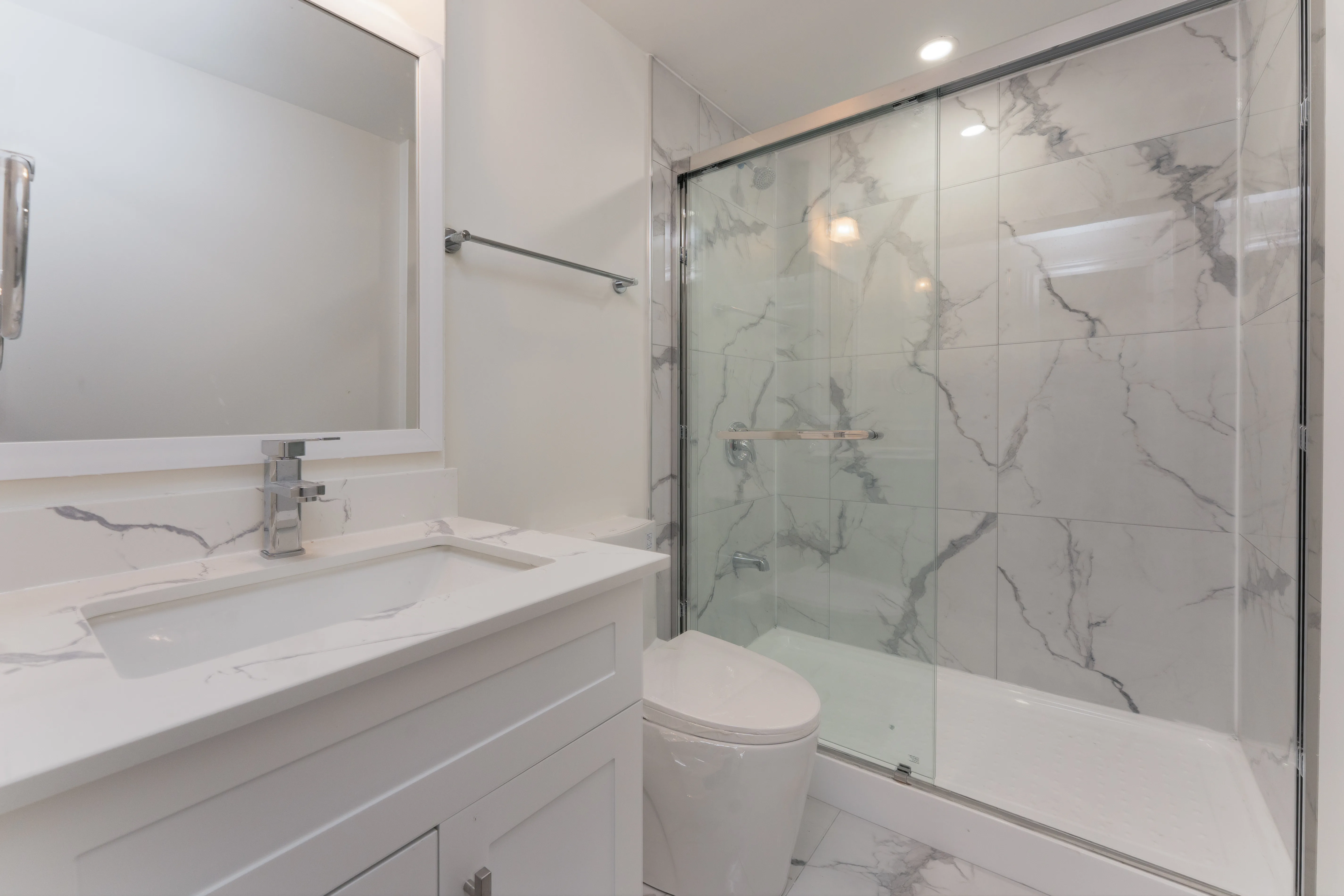 Modern 2-Bed Walkout Basement • Separate Entrance + Parking! image indicator(5)