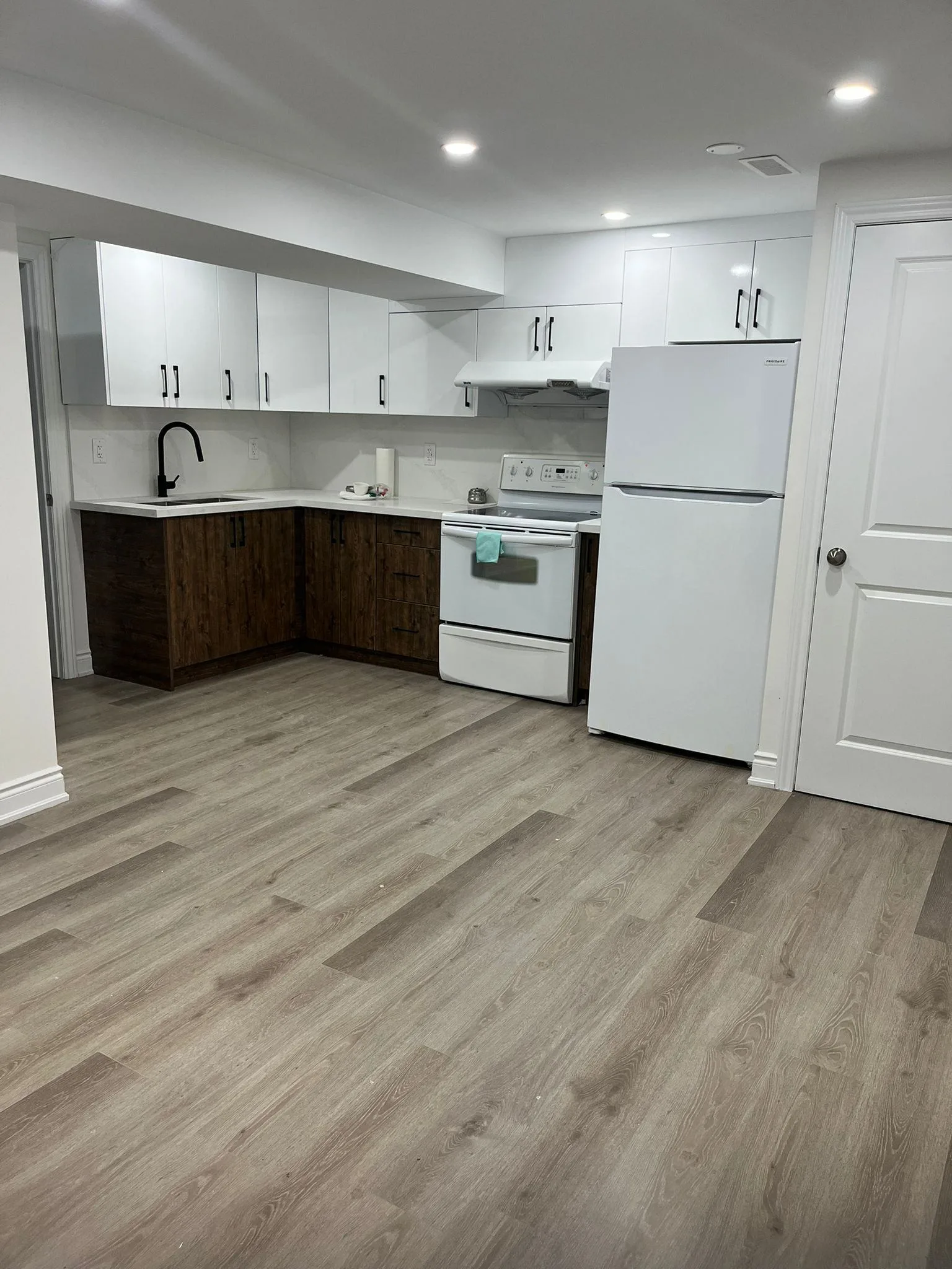 🏡 Private Room for Rent – Pickering (Greenmount & Valleyfarm) image indicator(6)