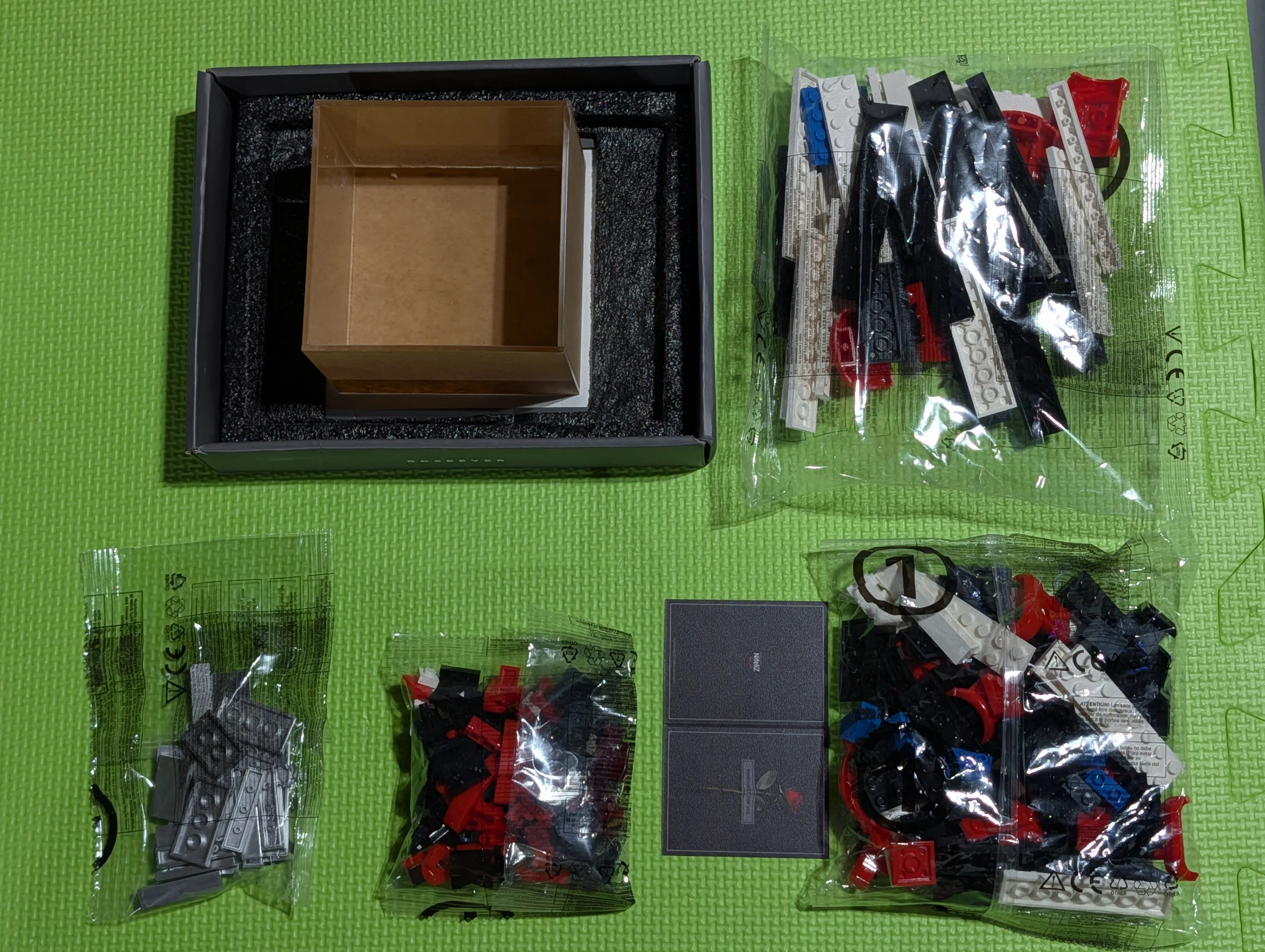 Nifeliz ROSEEVER Artificial Flowers Building Set image indicator(2)