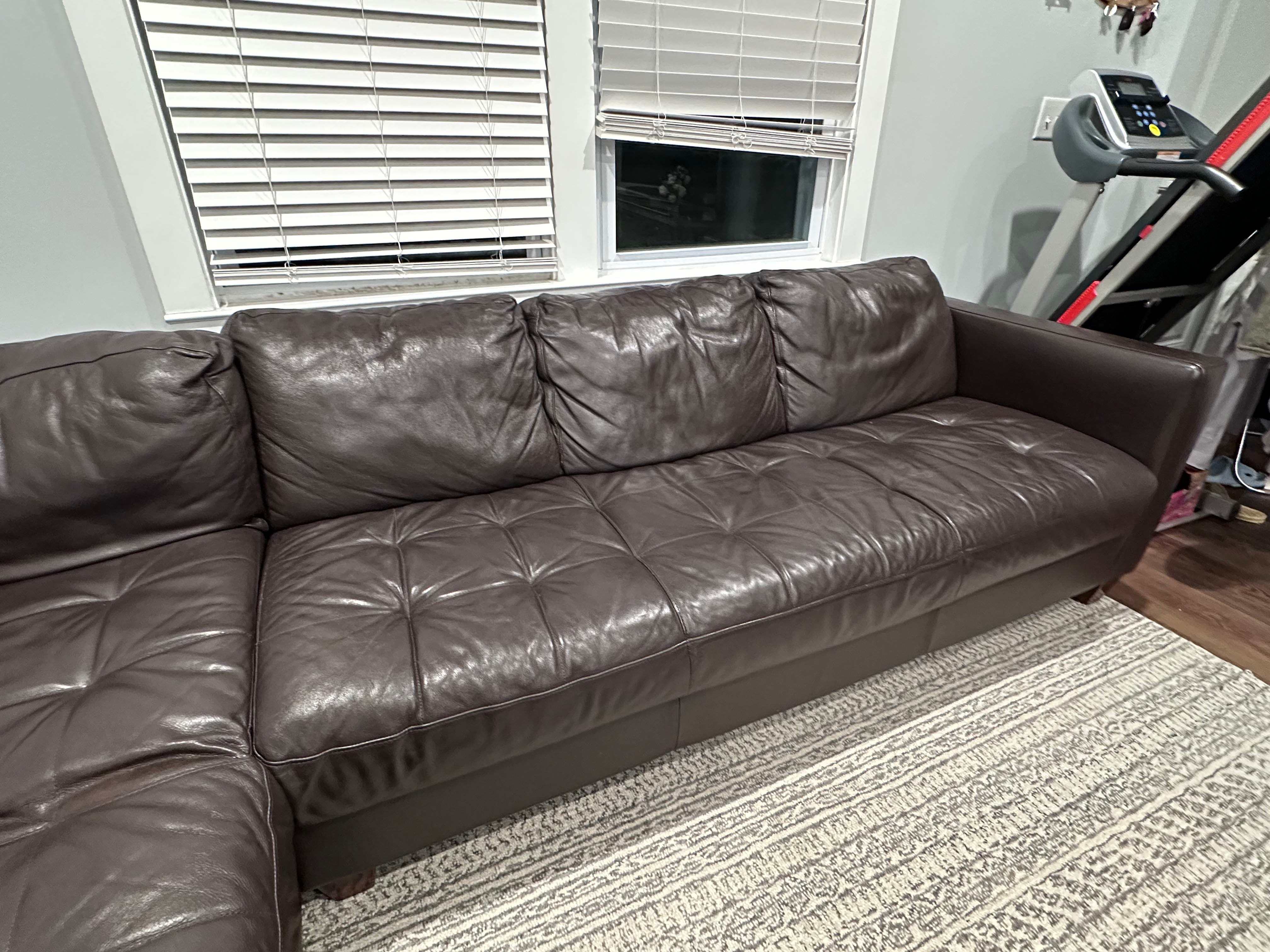 L-Shaped Leather Sofa - photo 3
