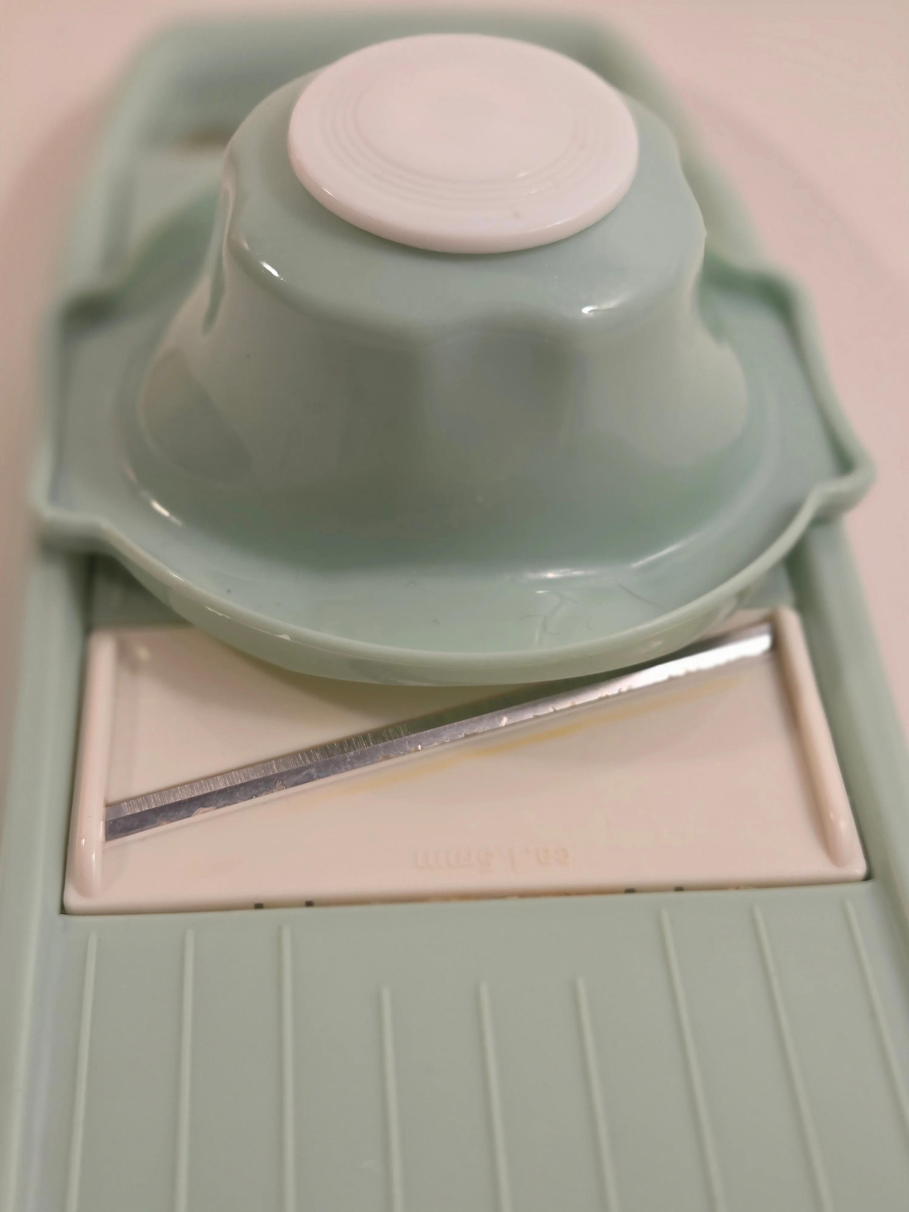 Mandoline Slicer Set, 4 Blades, Mint Green – 1–8 mm image indicator(2)